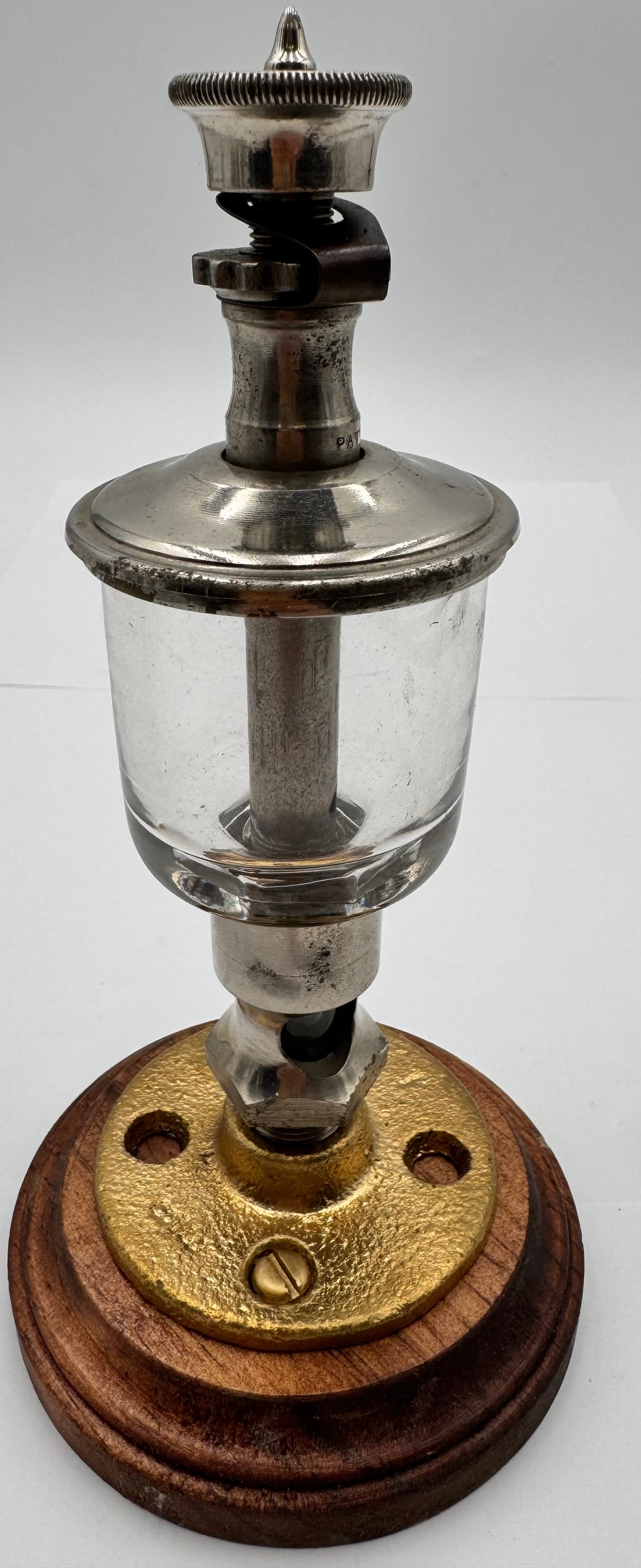Antique John Shall New York Brass Steam Engine Oiler Lubricator Pat 1888: Antique John Shall steam engine lubricator/oiler manufactured in New York and marked with July 31 & Sept. 11, 1888 patent dates. Features a nickel-plated brass body, thick glass reservoir, and origina
