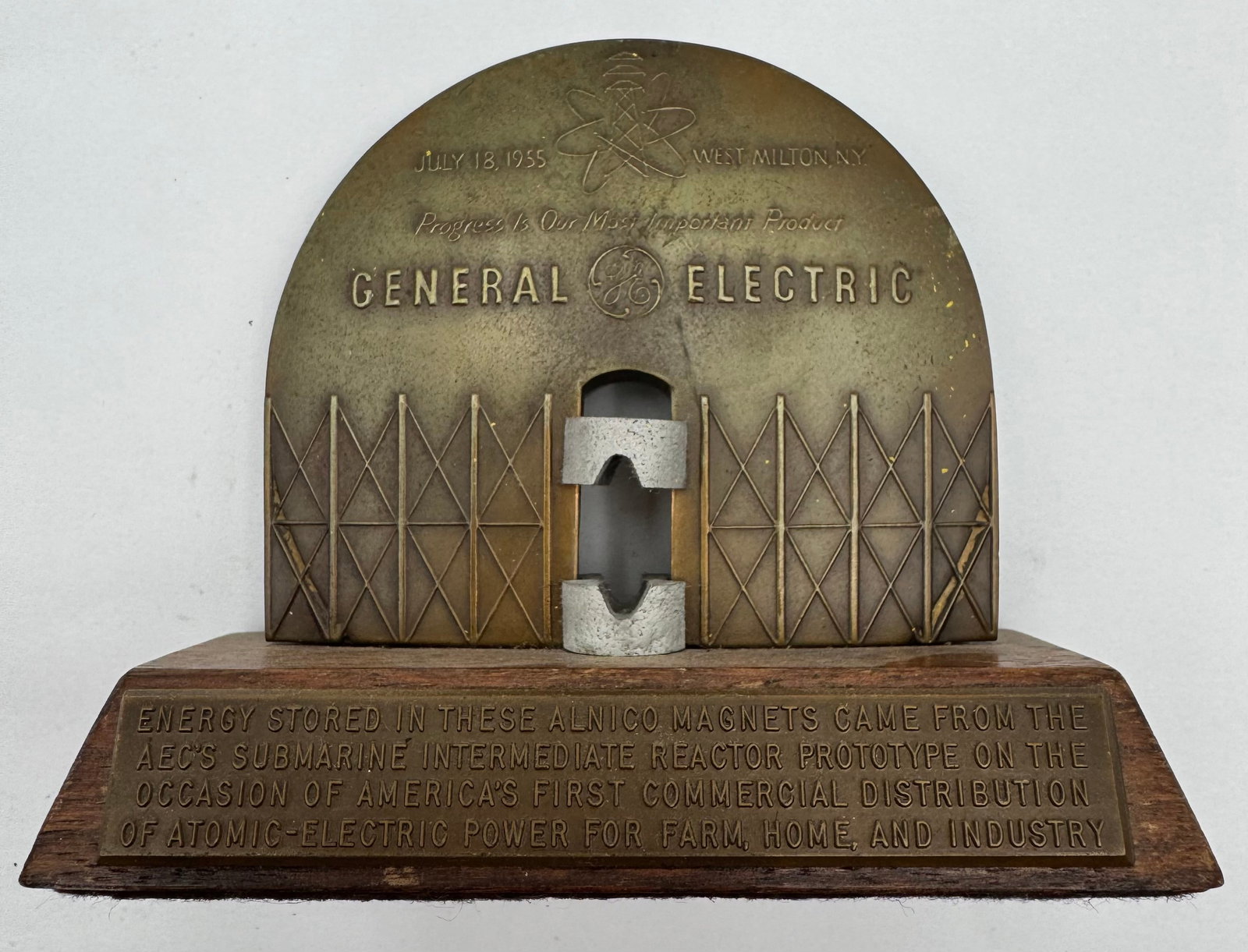 Rare 1955 GE Atomic Energy Reactor Prototype Alnico Magnet Display West Milton (1 of 8)