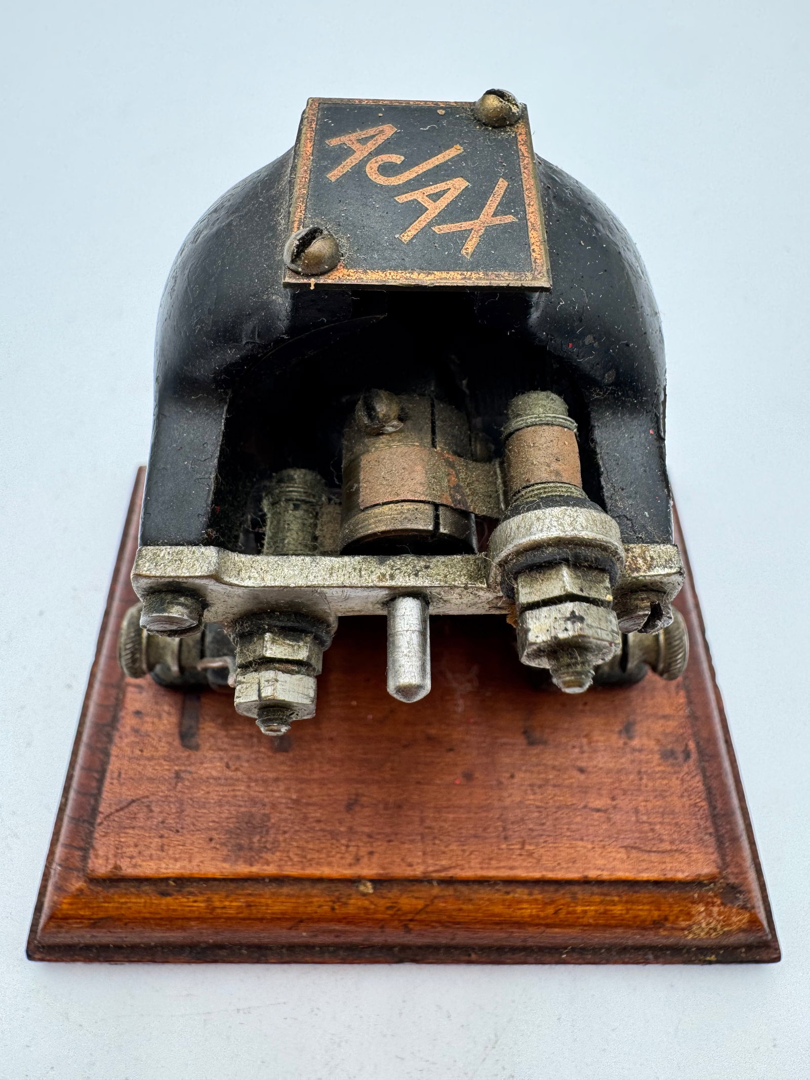 Early AJAX Cast Iron demonstration Electric Motor Scientific c1900 (1 of 6)