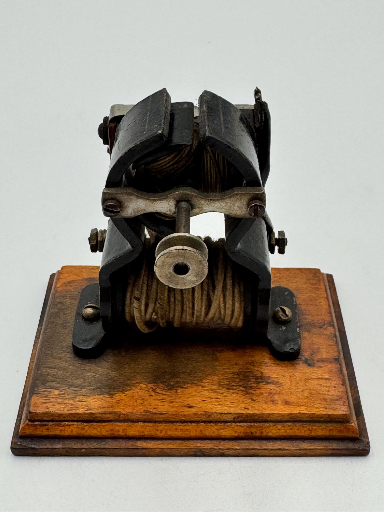 Antique Open Frame Electric Motor on Wood Base Early Scientific Demo Motor (1 of 9)