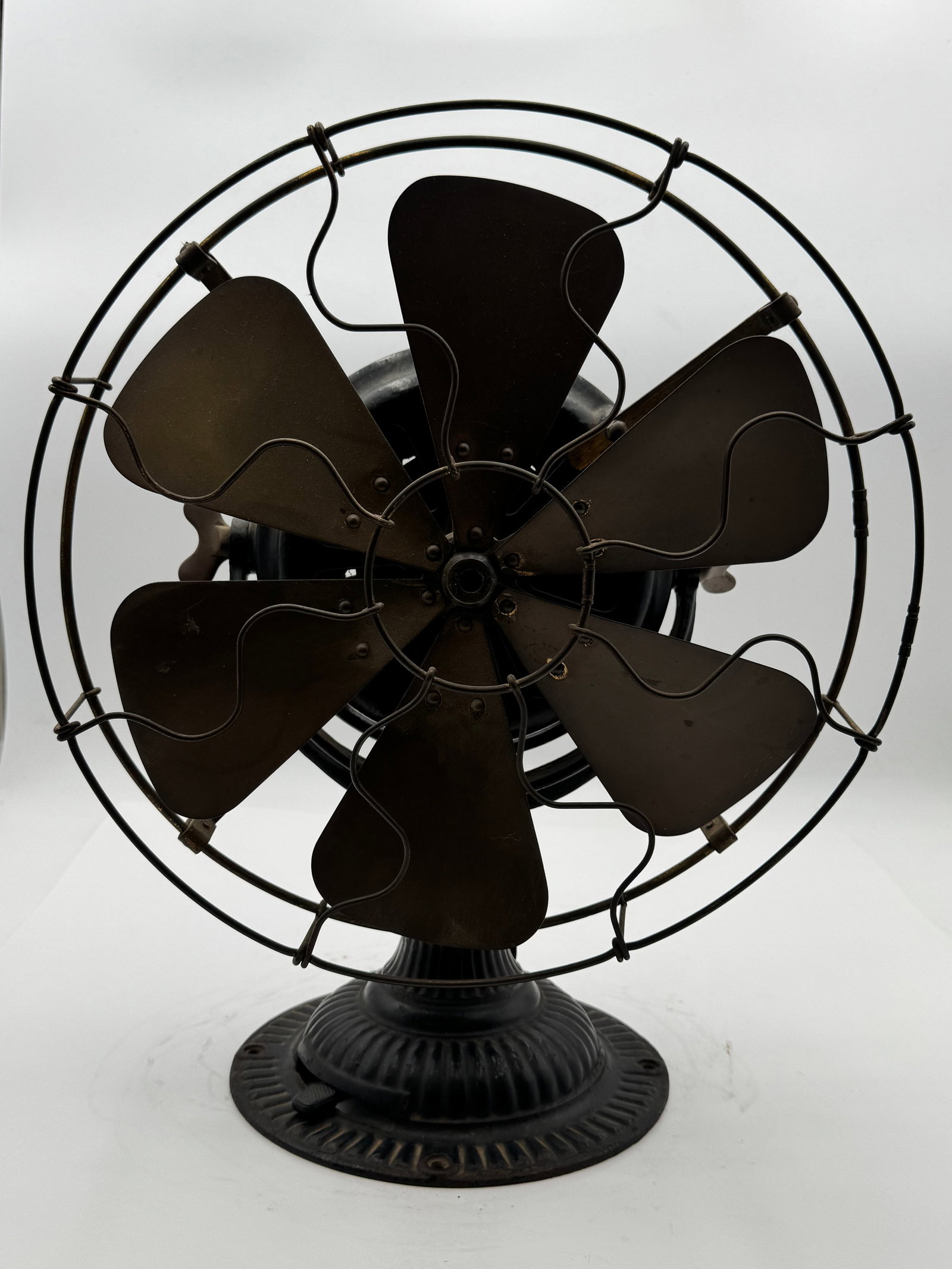 Antique Emerson Trojan 6-Blade Electric Desk Fan Type 5210 (1 of 15)