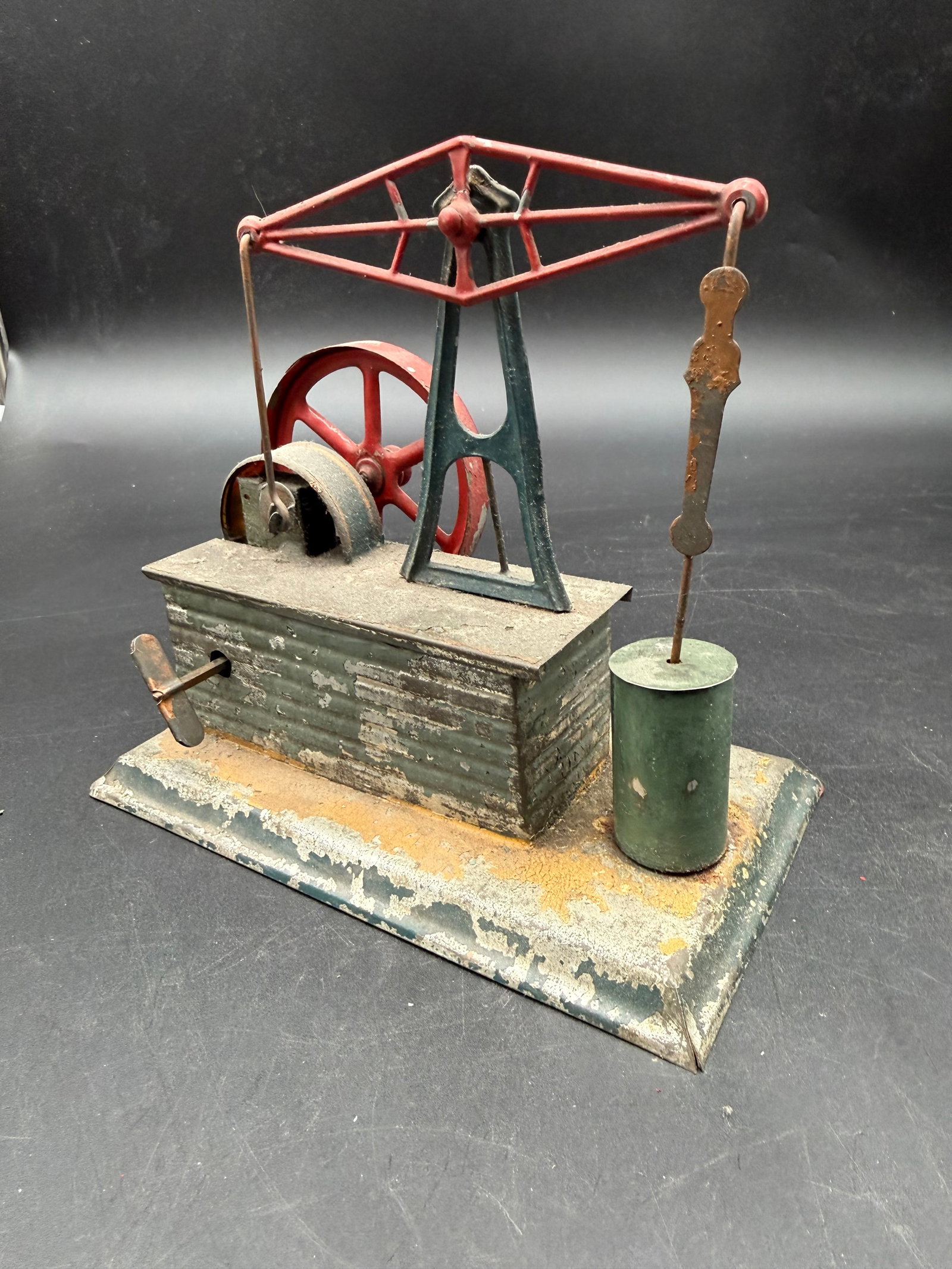 TOY MODEL STEAM ENGINE - 3
