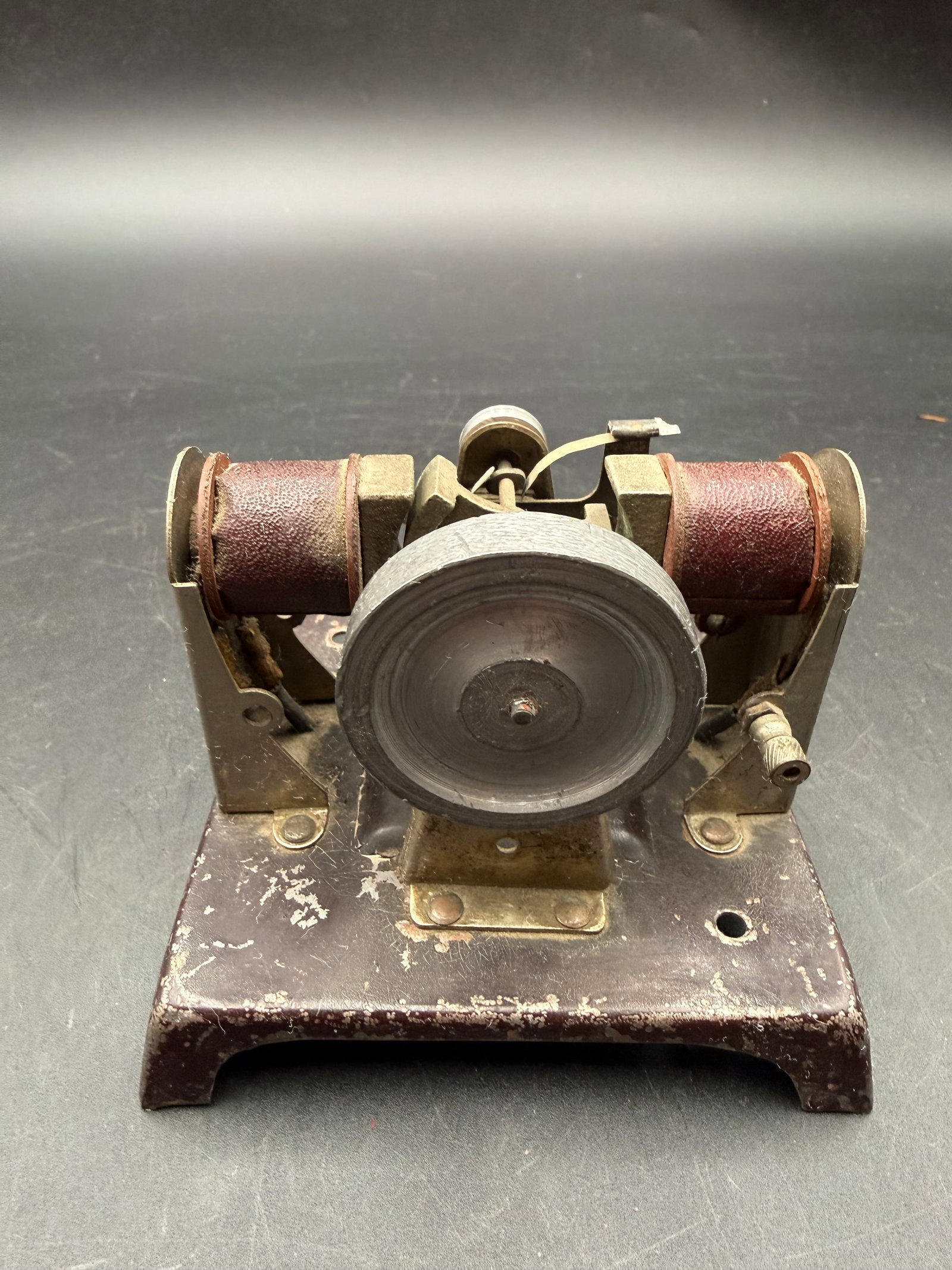 Antique 19th-century toy dynamo motor: Antique 19th-century toy dynamo motor. Measurements: 4x4x3. Not Tested