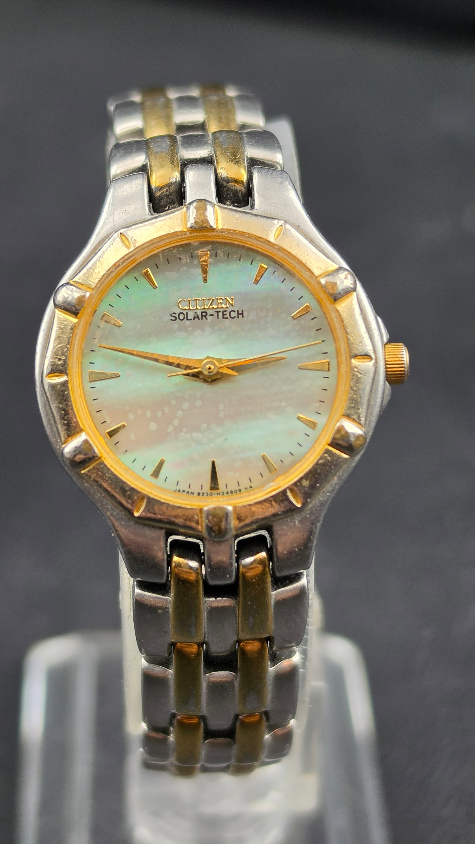 Citizen Solar-Tech Eco-Drive Ladies MOP Dial Two-Tone Watch Ref B230-H15025TA c. 1990s Running (1 of 9)