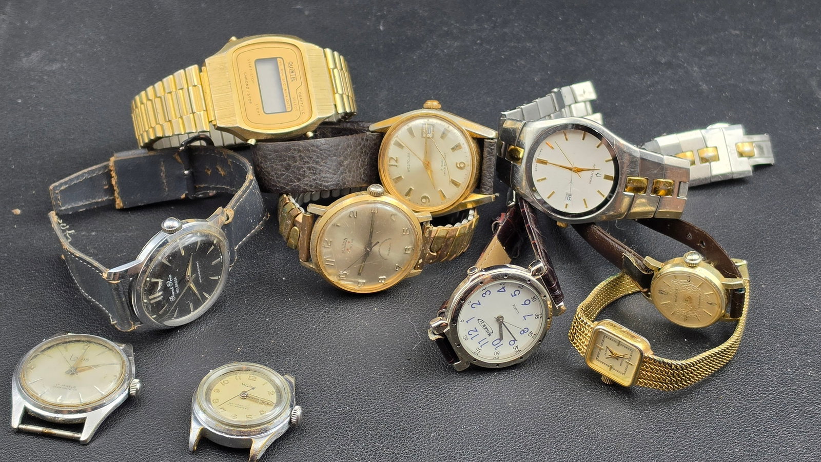 Lot of 11 Vintage Watches Bulova Accutron Wolbrook Wyler Waltham Quintel LCD Lorus Westclox Mixed 19 (1 of 7)
