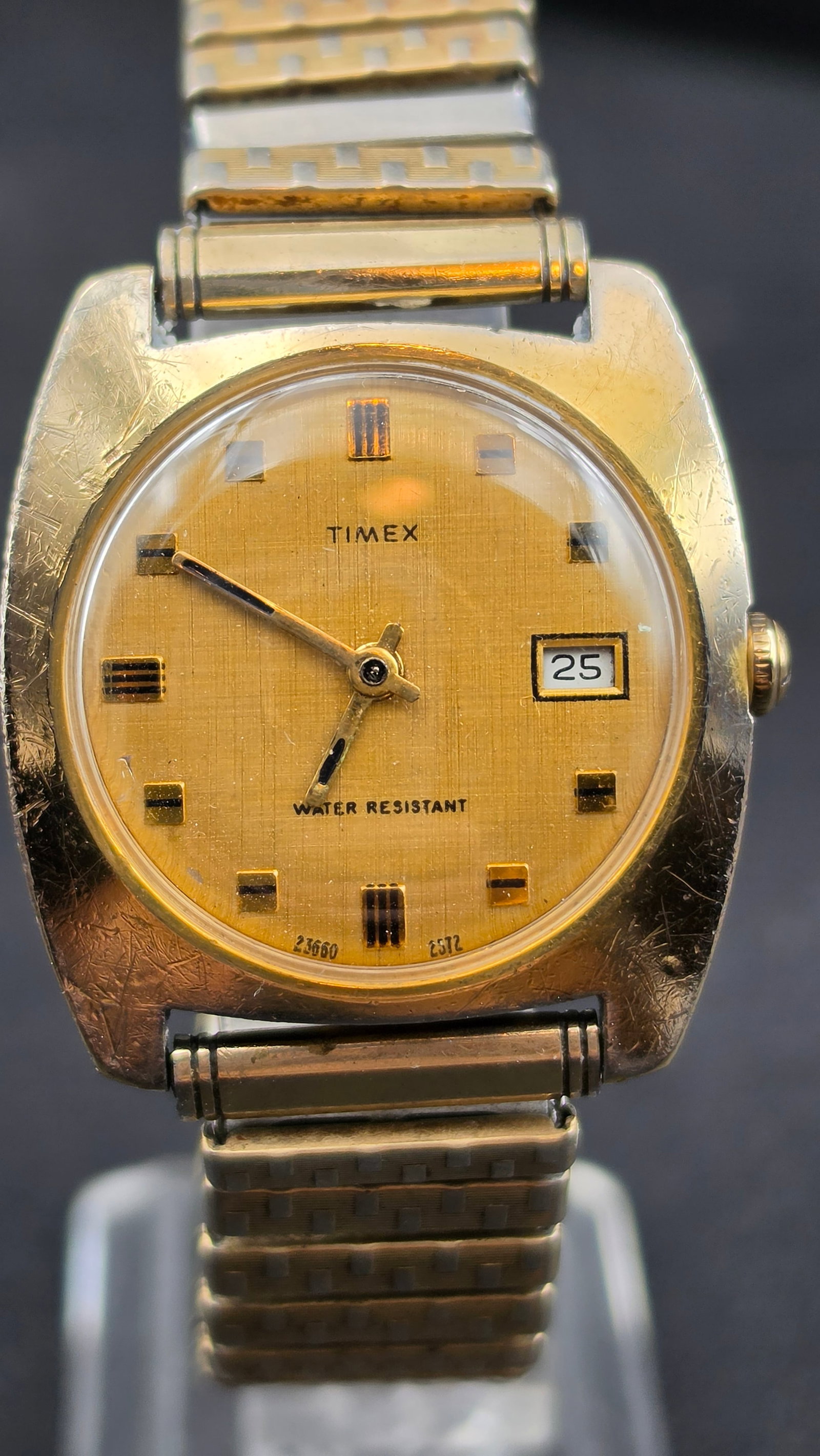 Vintage Timex Mechanical Men's Watch Ref 23660 Gold Dial Date Cushion Case Kreisler Bracelet 1972 (1 of 8)