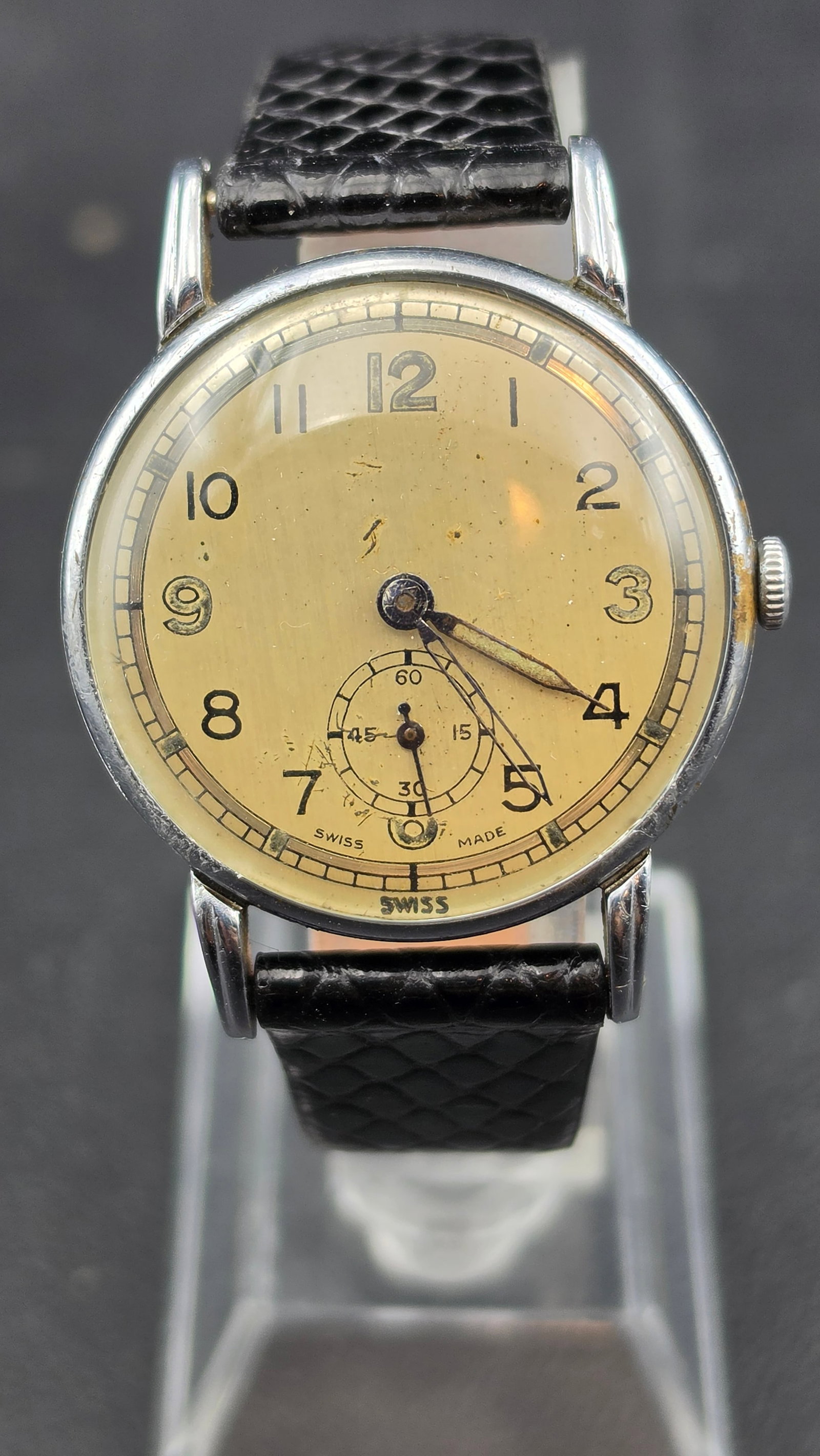Vintage E. Roth S.A. Swiss 7-Jewel Manual Wind Men's Watch 34mm Military Style Subsidiary Seconds 19 (1 of 11)