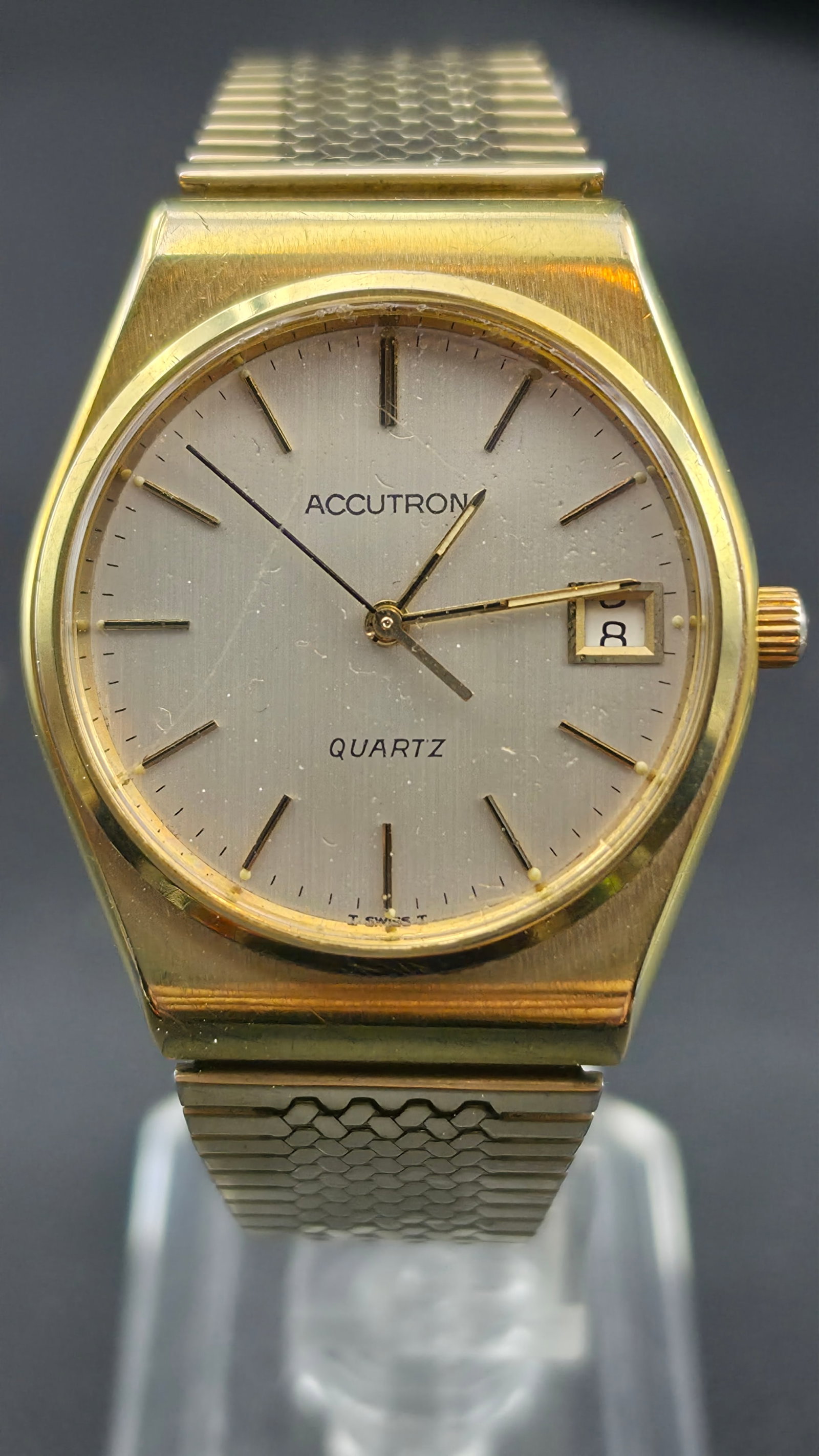 Bulova Accutron Quartz Men's Watch c.1970s–1980s Gold-Tone 33mm Date Original Bracelet (1 of 10)