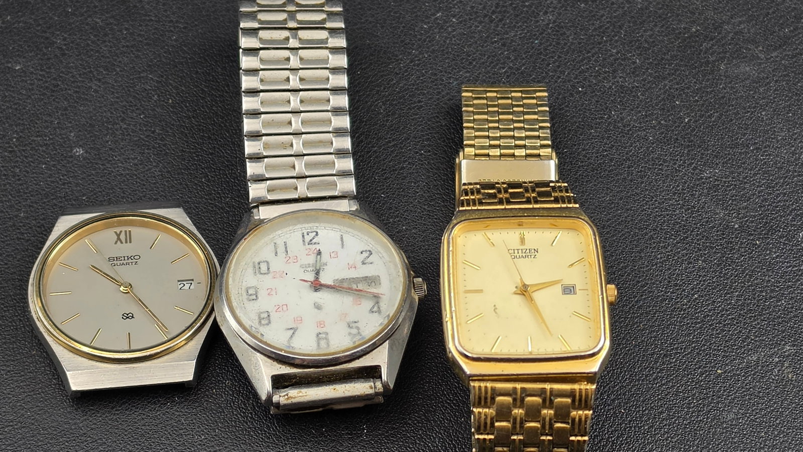 Lot of 3 Vintage Quartz Watches Seiko Citizen 24-Hour Dial Day Date 1980s Untested (1 of 8)