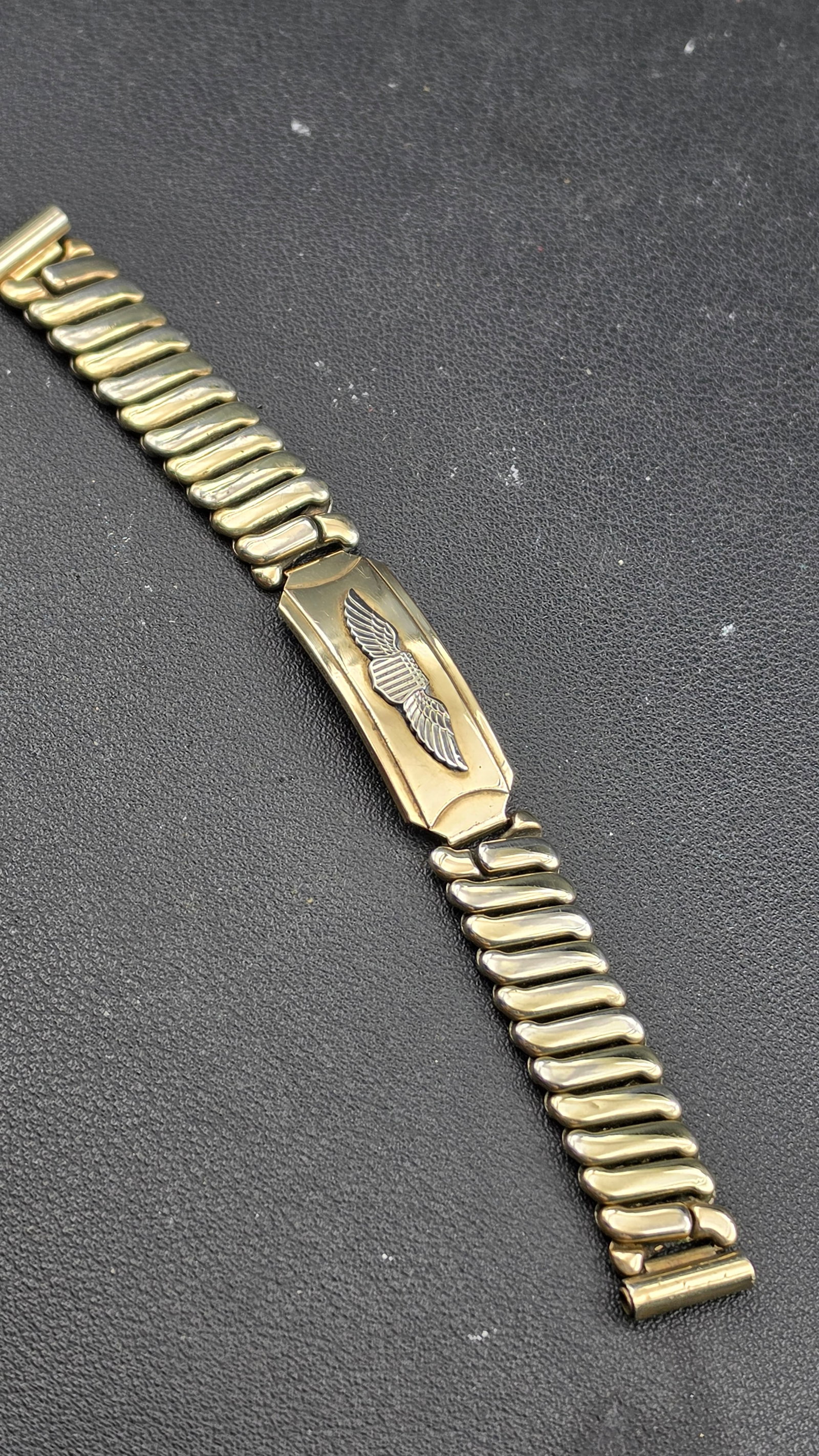 Vintage WWII USAAF Hadley 1/20 12K Gold-Filled Pilot Wings Expansion Watch Band (1 of 8)