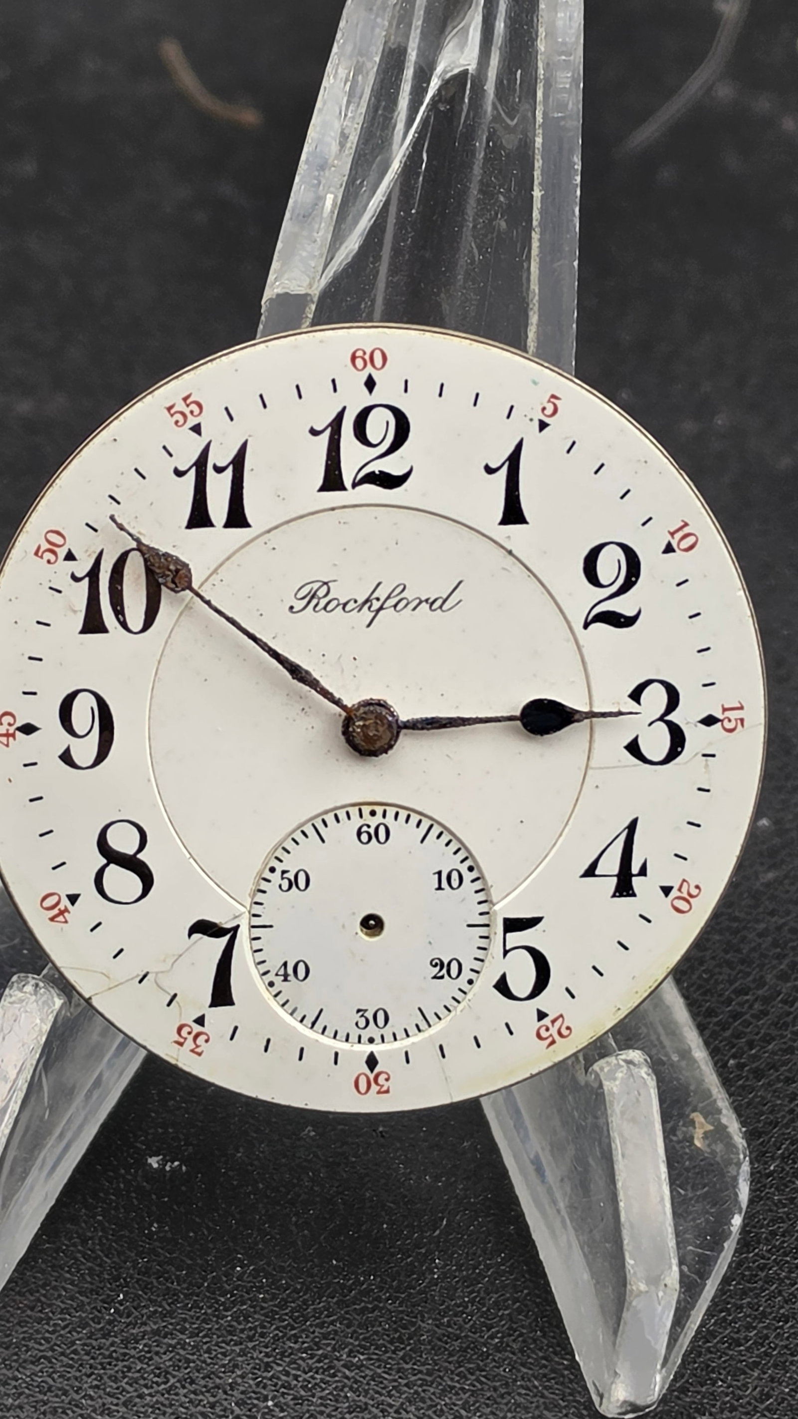 Antique c.1905 Rockford Watch Co 17 Jewel Pocket Watch Movement & Dial No Case Serial 925182: Up for sale is an antique Rockford Watch Company pocket watch movement and dial set, caseless, dating to approximately 1904–1906 based on serial number 925182. The Rockford Watch Company operated in