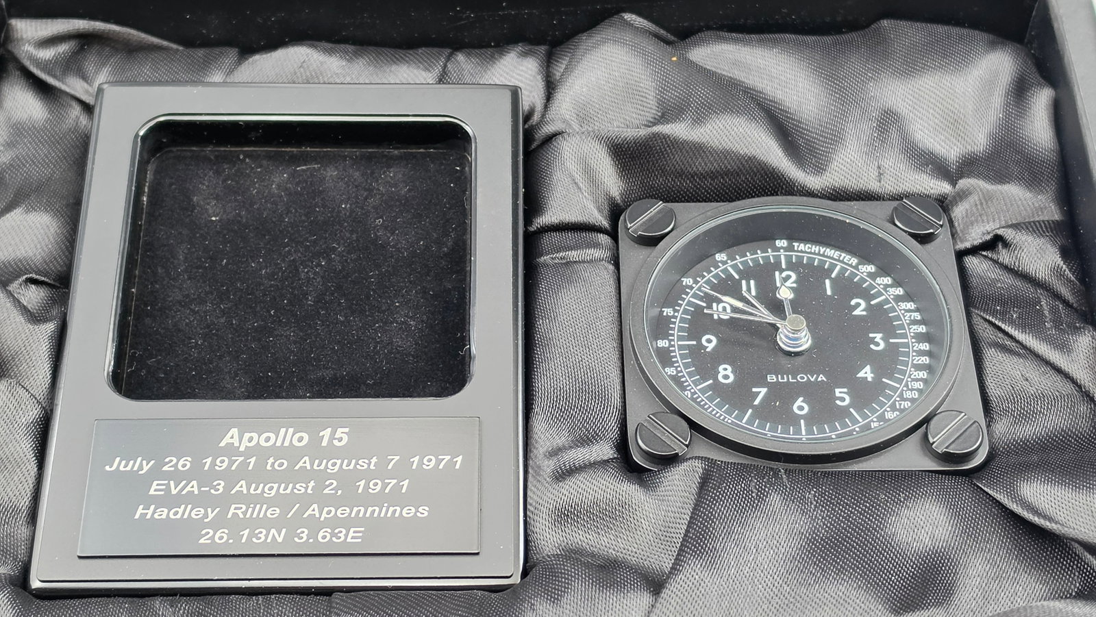Bulova Apollo 15 Lunar Pilot Travel Desk Clock B1971-GWP NOS w/ Box Tachymeter (1 of 8)