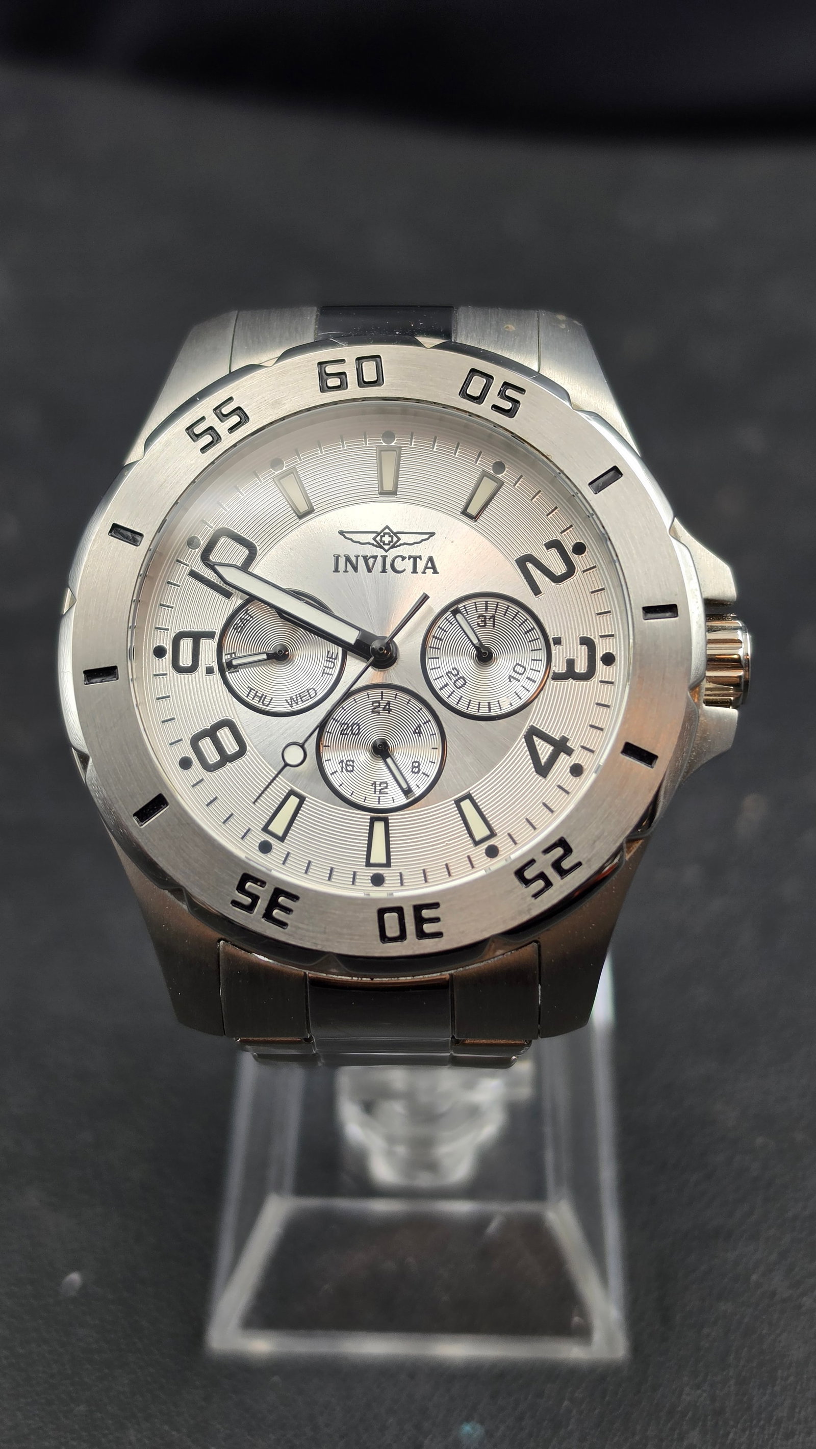 Invicta Specialty Collection Model 141 Multifunction Silver Dial Stainless Steel Bracelet 46mm 2005 (1 of 11)