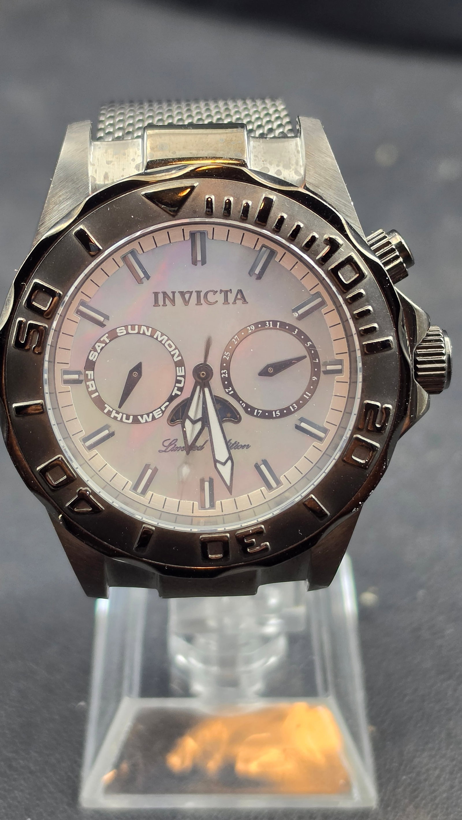 NUMBERED LIMITED EDITION 4002/4200 — Invicta Sea Wizard III Model 0753 MOP Dial Gunmetal Mesh 44mm (1 of 9)