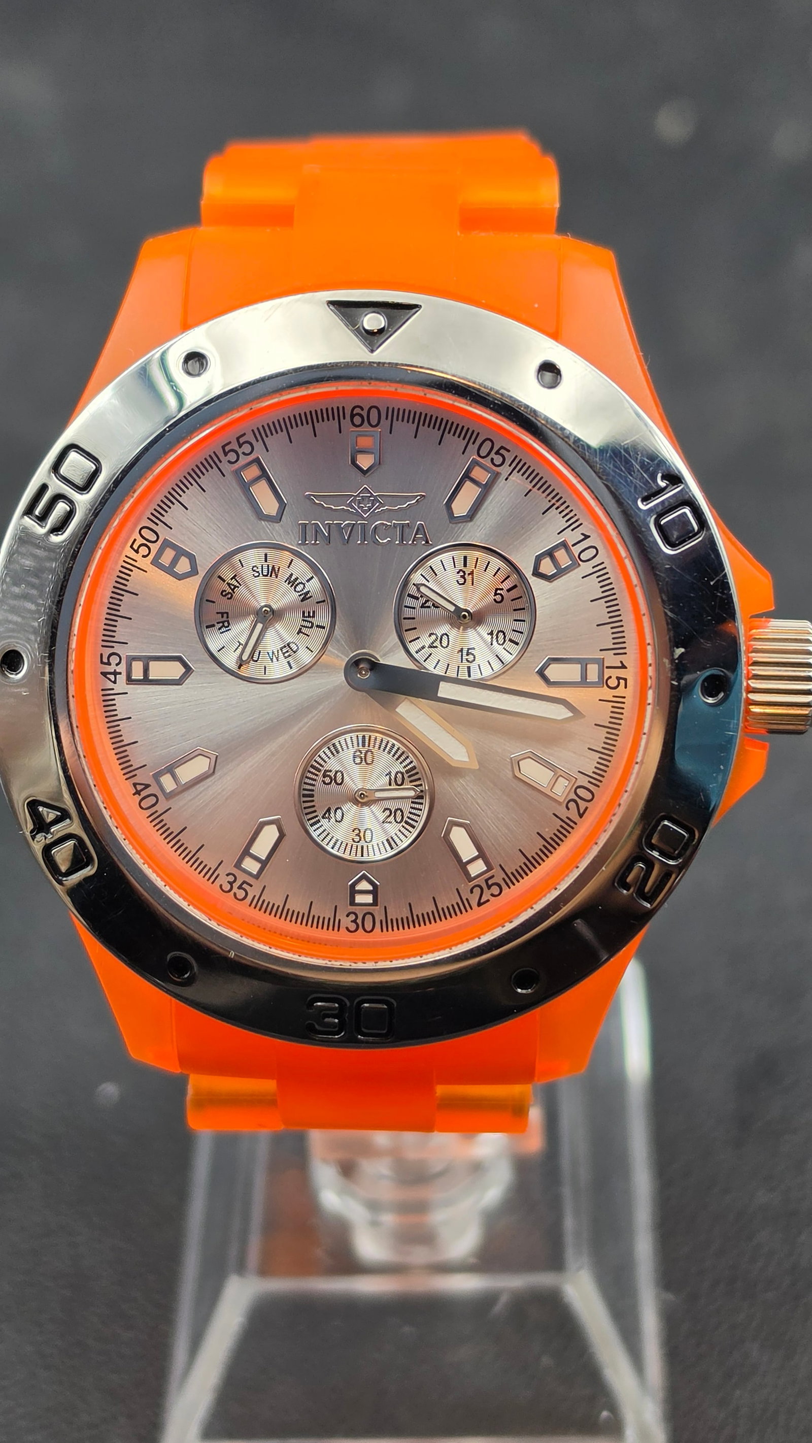 Invicta Anatomic Elements Tritnite 46mm Model 1666 Day-Date Silver Dial Orange Plastic Bracelet Men' (1 of 9)