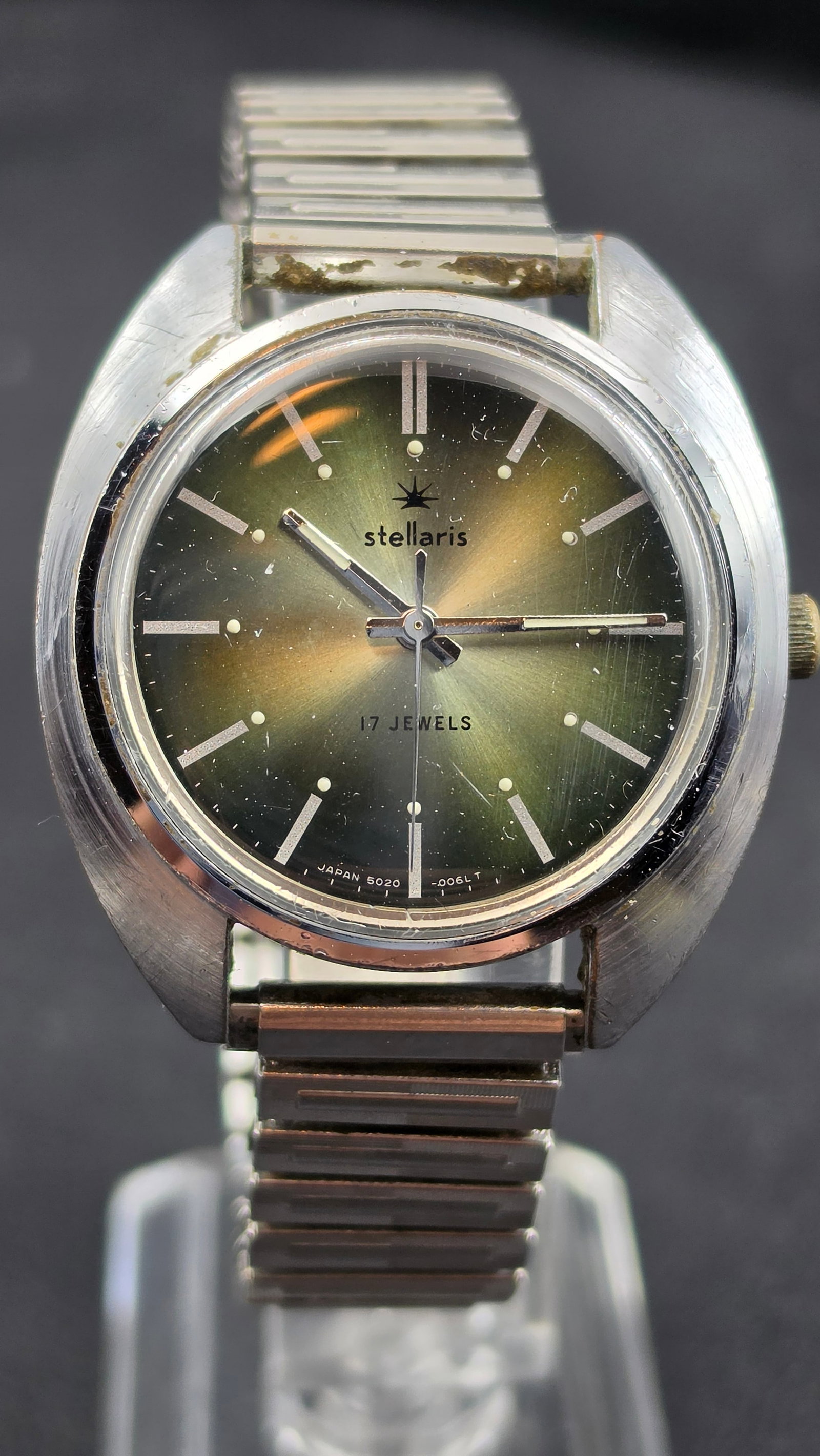 Sears Roebuck Stellaris 17 Jewel Manual Wind Green Sunburst Dial Japan 5020 Mens Watch c.1970 (1 of 12)