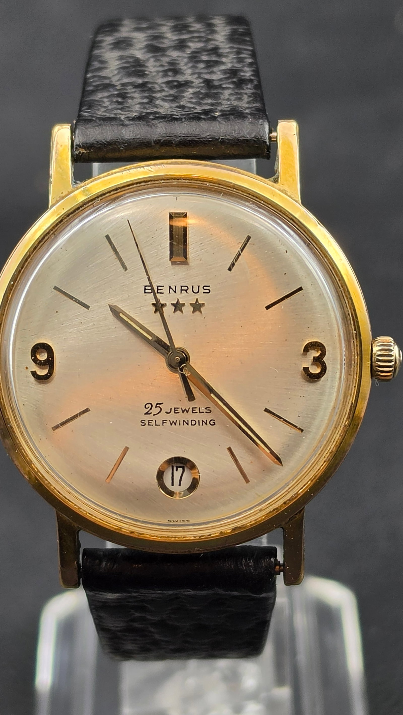Vintage 1960s Benrus Three Star 25 Jewels Selfwinding Date Swiss Automatic Running Watch 33.51mm (1 of 10)