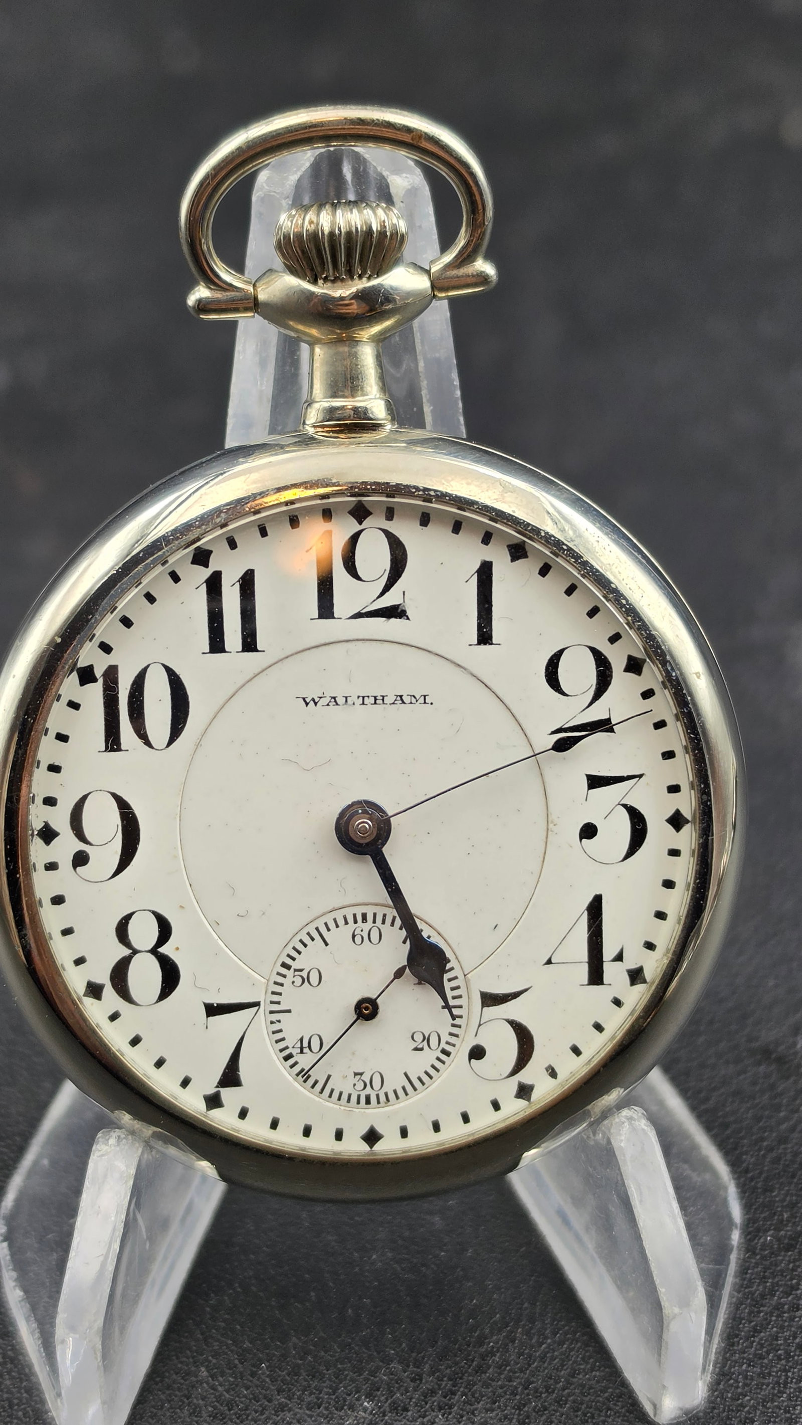 1937 Waltham Riverside No. 1621 21 Jewel 16s Pocket Watch Philadelphia Silverode Case: This is a Waltham Grade No. 1621 "Riverside" variant, a 21-jewel, 16-size open-face movement produced in 1937 — the 12th of 22 production runs for this grade, with only 4,300 pieces in this run agai