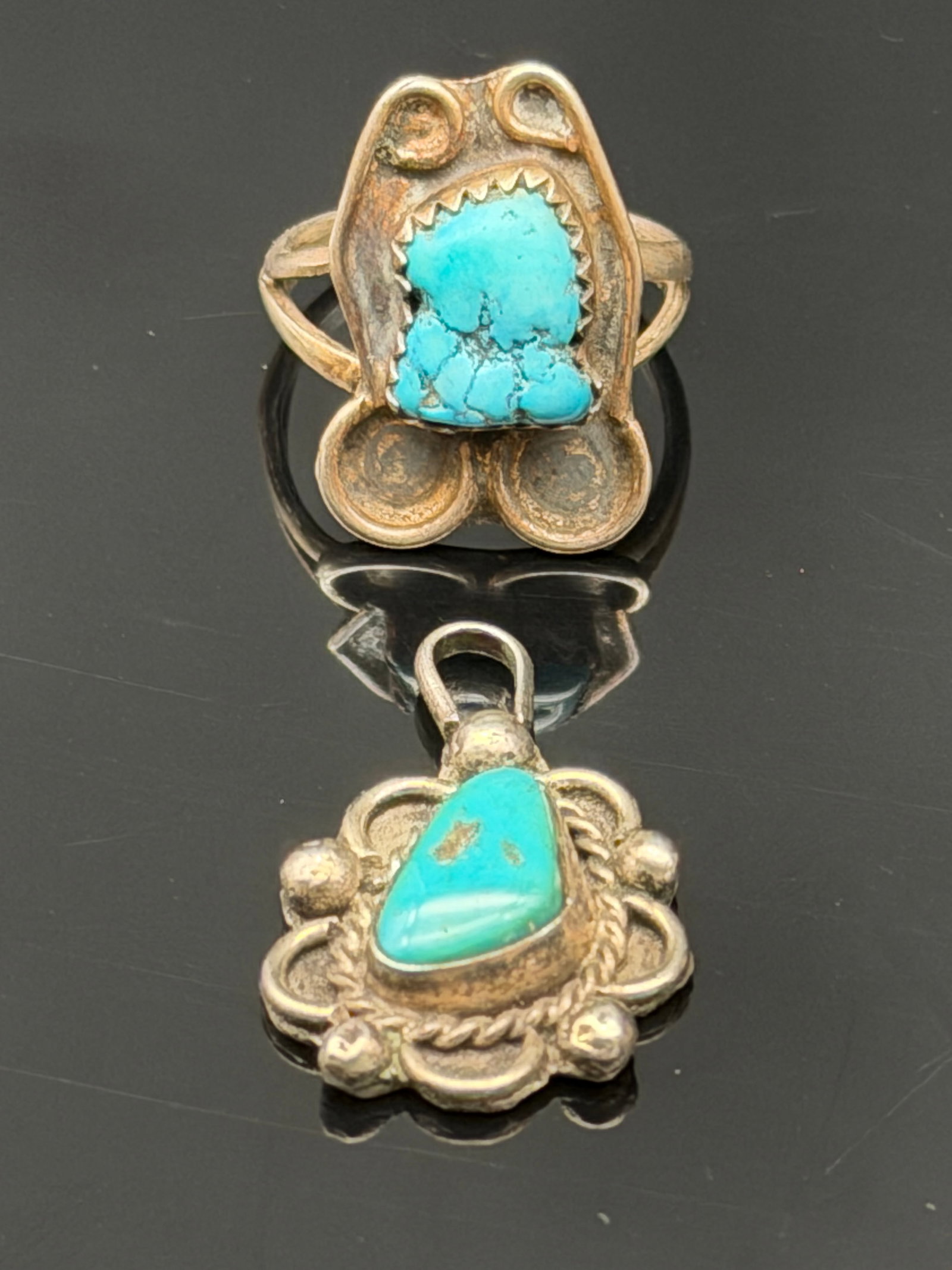 9g-Vintage Native American Sterling Silver Turquoise Ring & Pendant (1 of 8)