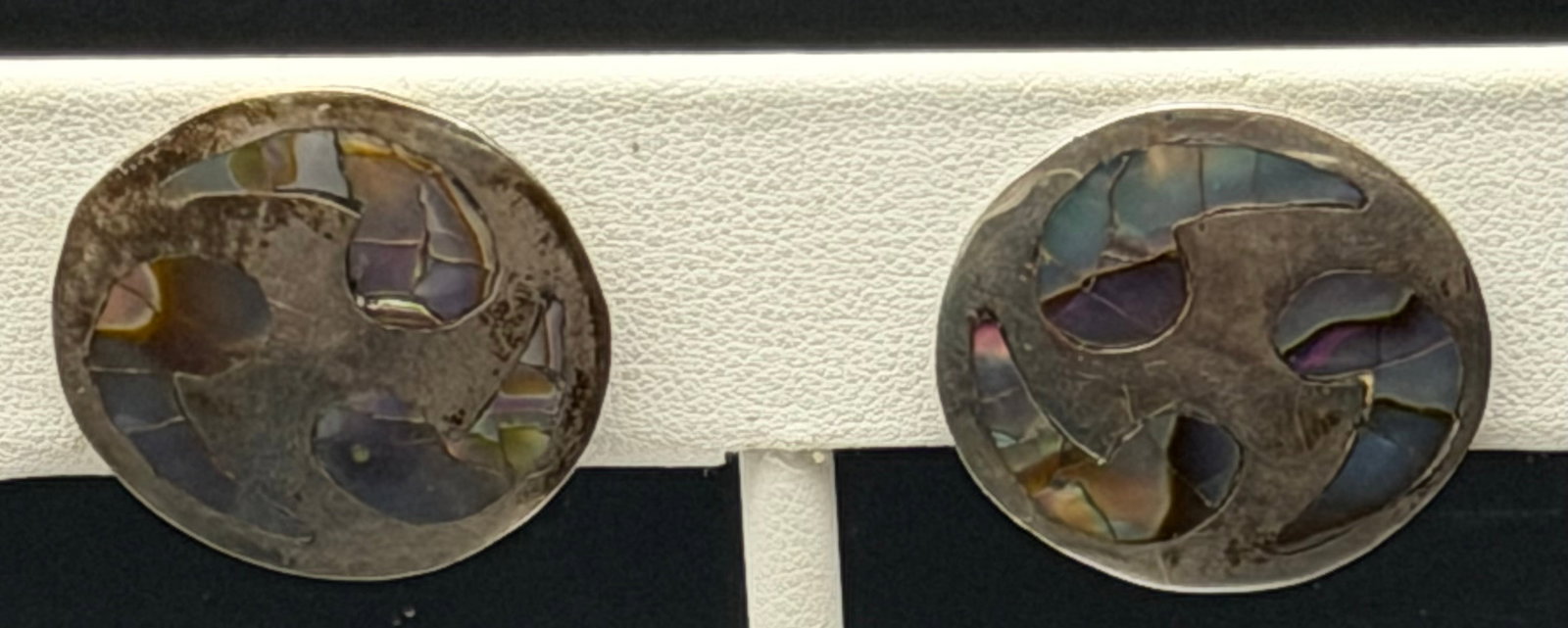 8g-Vintage JPM Mexico Sterling Silver Abalone Mosaic Earrings (1 of 7)