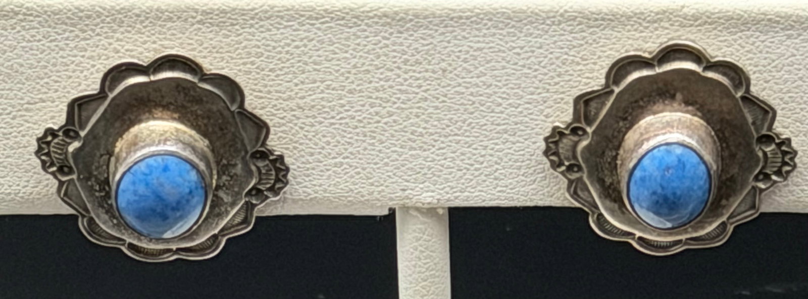 8g-Vintage V. Coriz Sterling Silver Blue Stone Stud Earrings (1 of 7)
