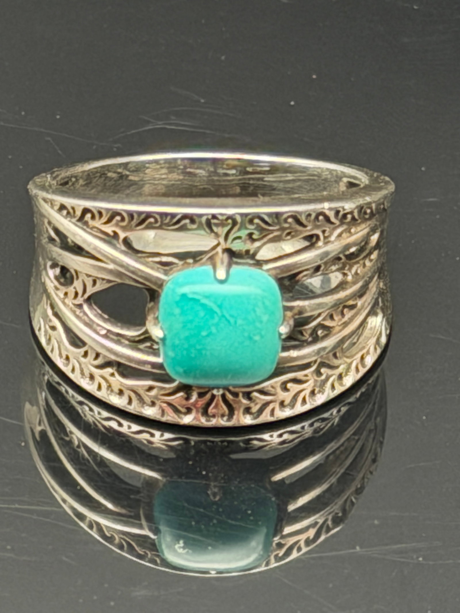 7g-Vintage DK 925 Sterling Silver Turquoise Cabochon Filigree Wide Band Ring (1 of 9)