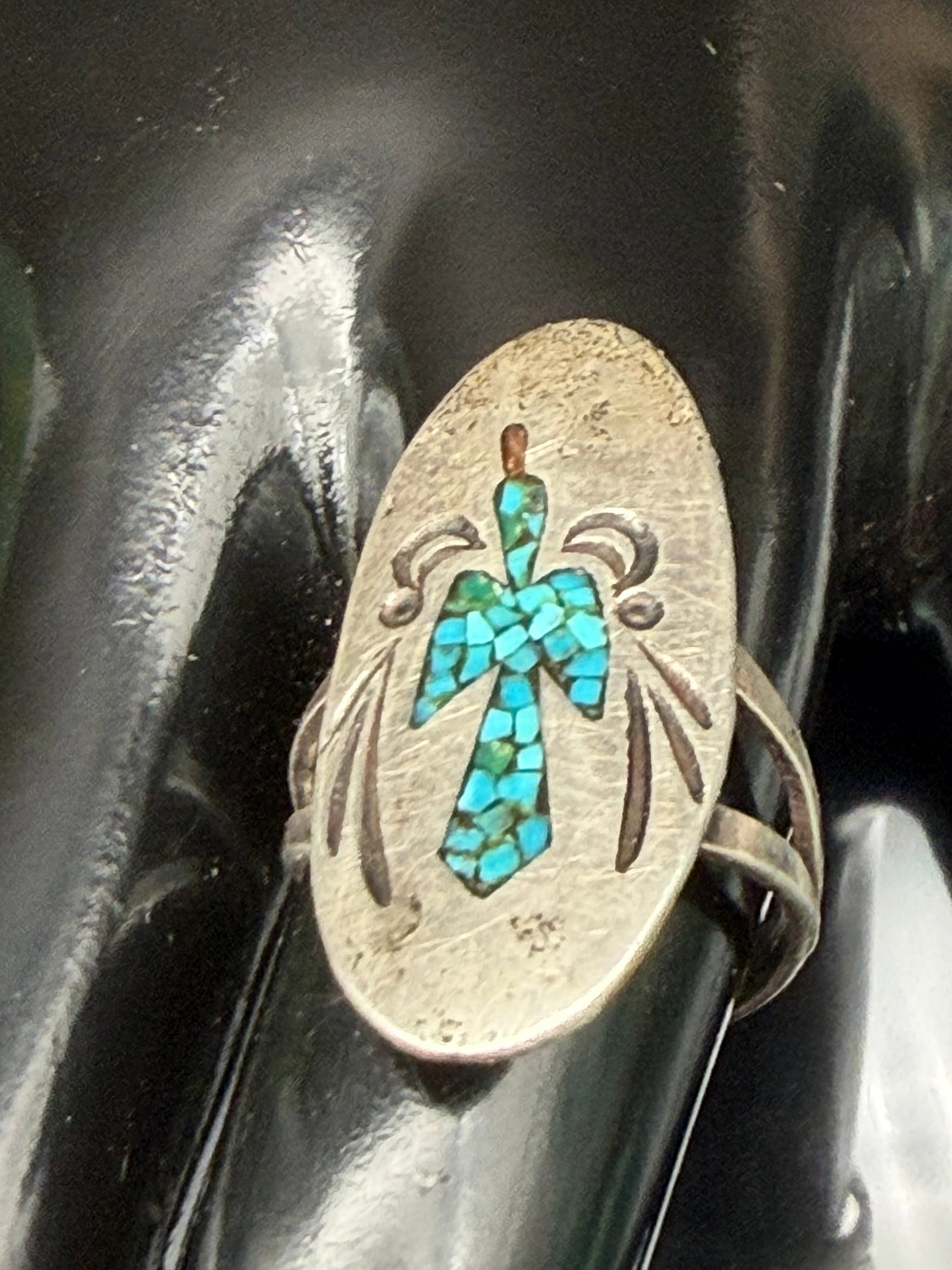 17g-Vintage Navajo Sterling Silver Turquoise Inlay Kachina Ring Signed: Vintage Navajo sterling silver ring featuring a detailed turquoise chip inlay Kachina figure on an oval face. The handcrafted design showcases traditional Southwestern artistry with a mosaic turquoise