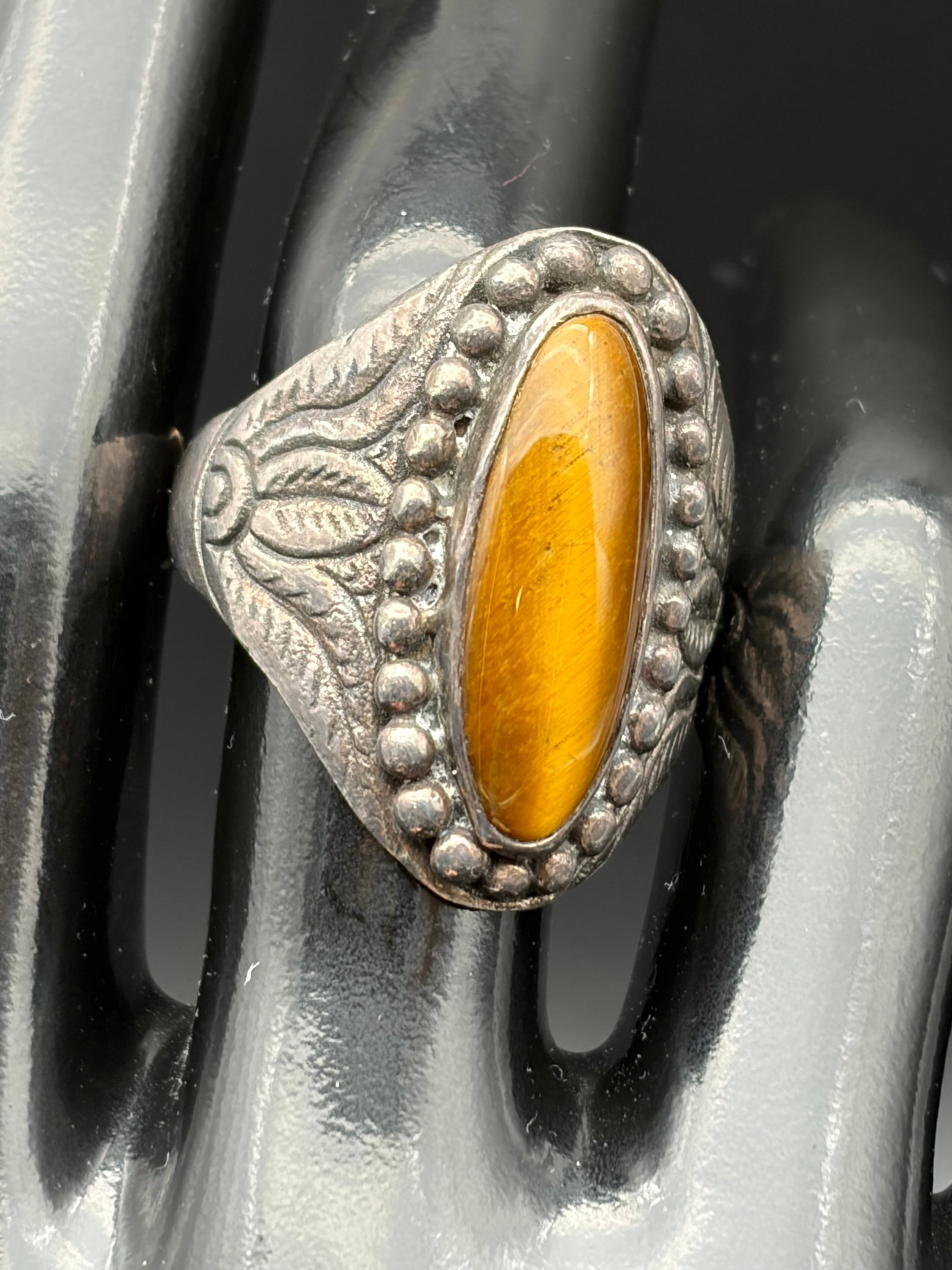 10.5g Vintage Tiger’s Eye Sterling Silver Ring (1 of 7)