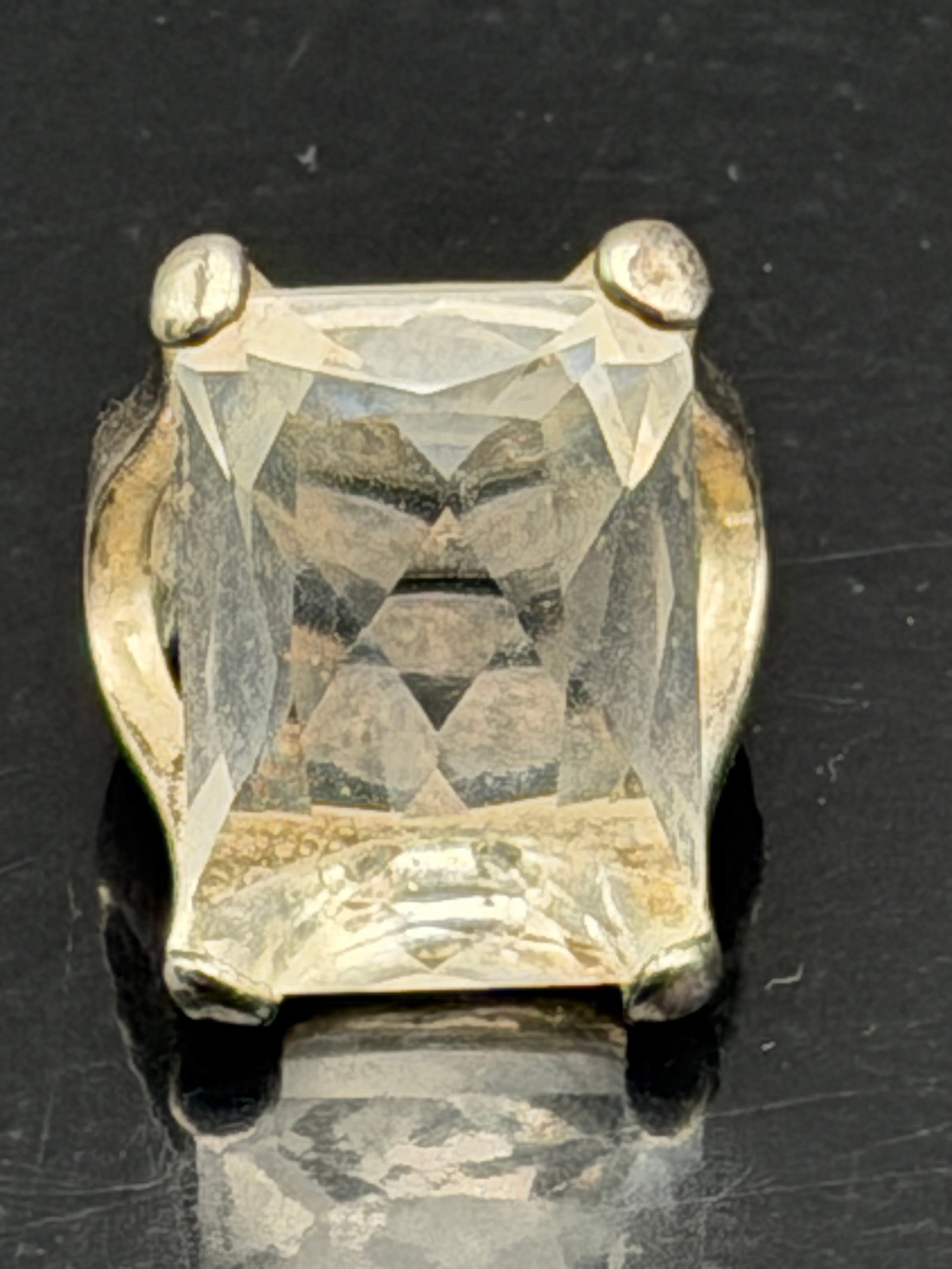 13g-Vintage Sterling Silver Large Clear Crystal Statement Ring: ntage sterling silver statement ring featuring a large rectangular faceted clear crystal (or glass) stone in a bold four-prong setting. The ring has a substantial modernist design with a wide tapered 