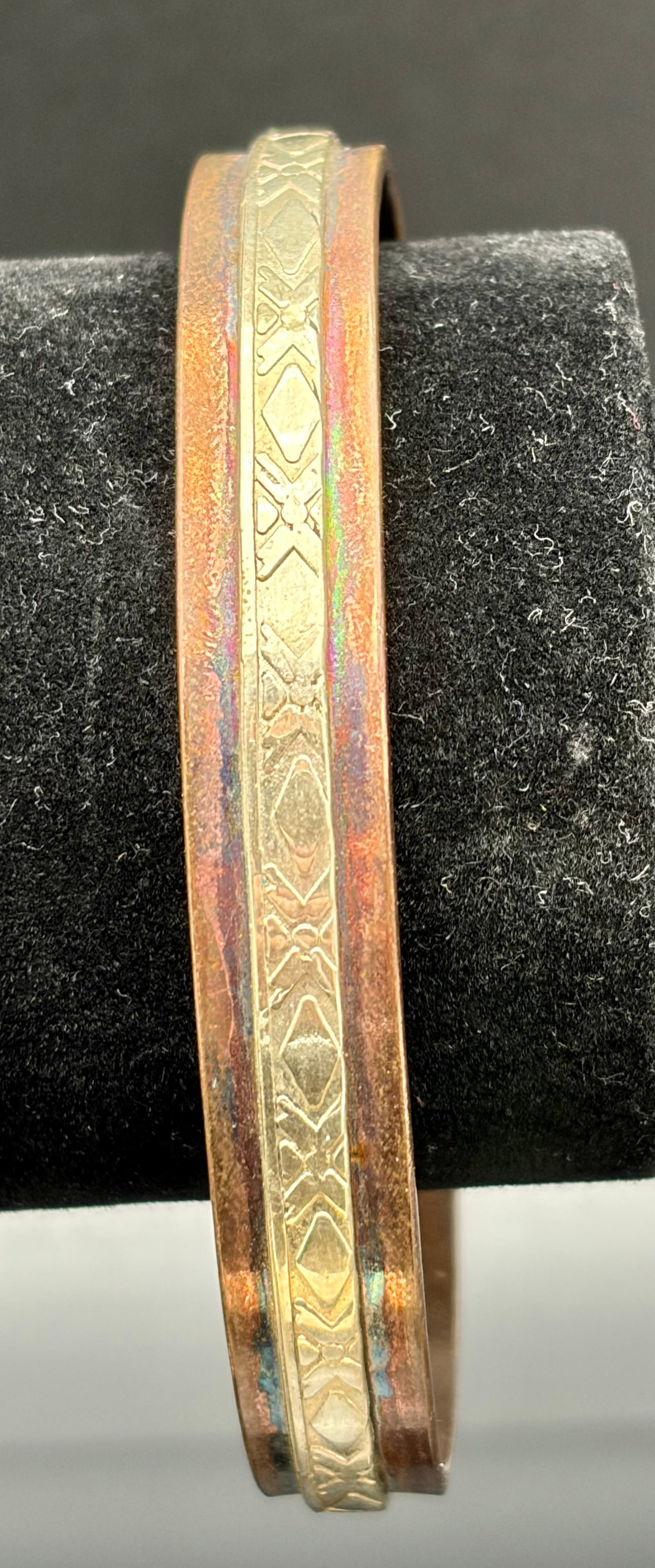 29.5g Vintage Copper & Brass Etched Cuff Bracelet (1 of 6)