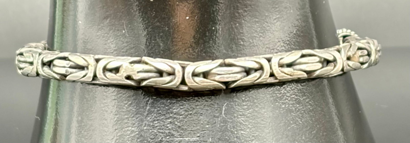 22.6g Sterling Silver Byzantine Link Bracelet (1 of 5)