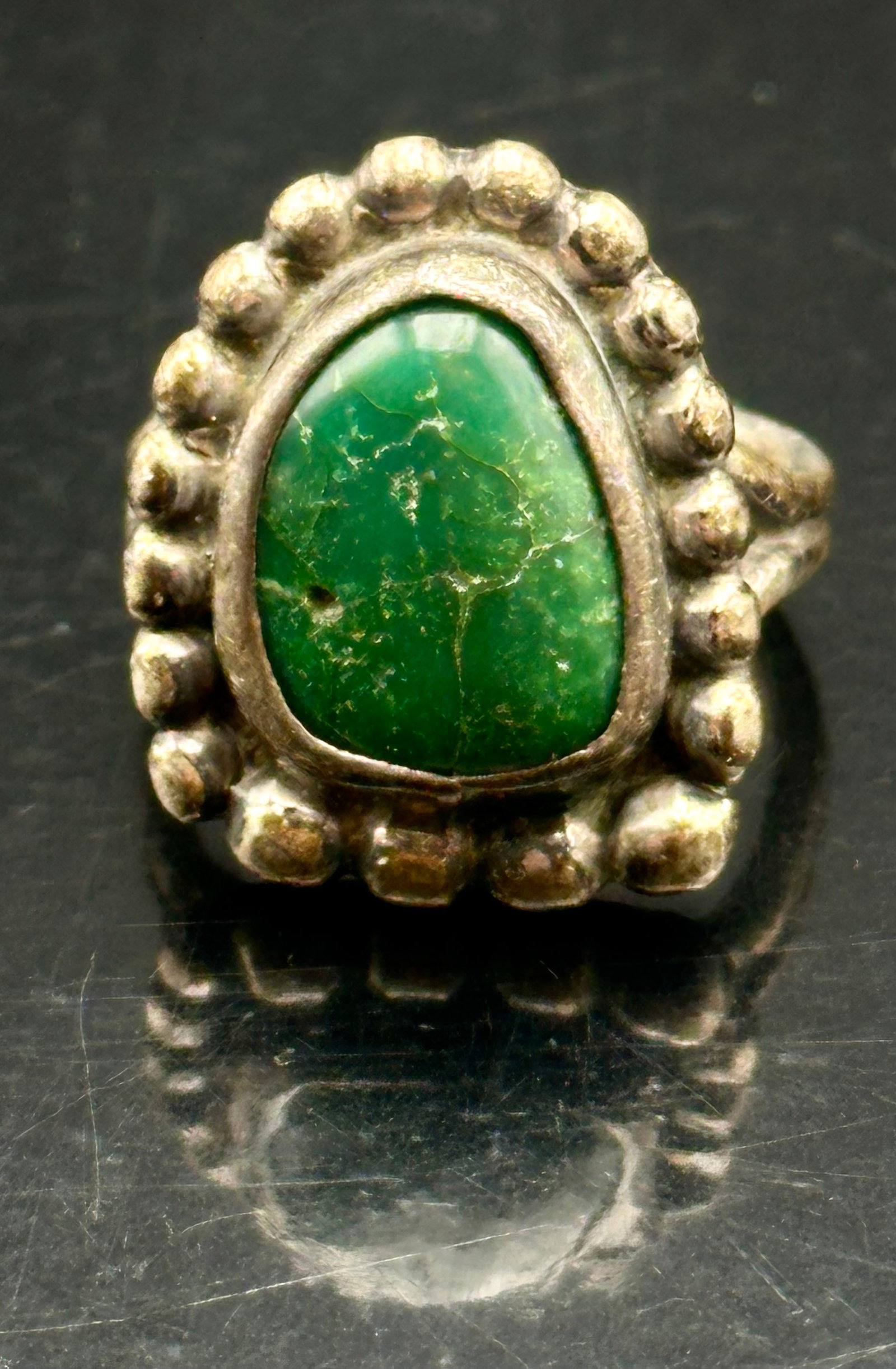 Vintage Navajo Sterling Silver Green Turquoise Ring 7g (1 of 8)