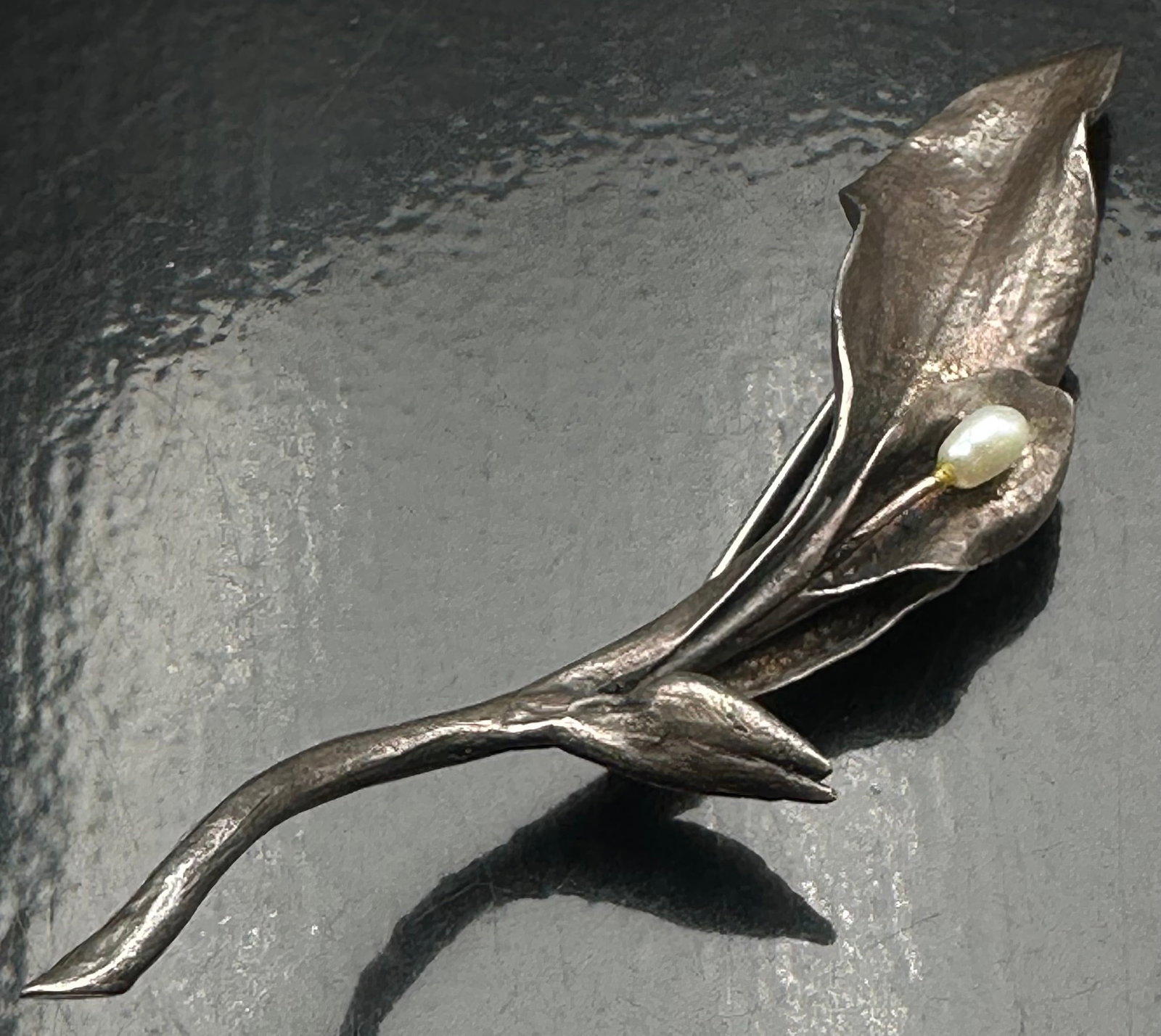 Vintage Sterling Silver Calla Lily Pearl Brooch 21g (1 of 9)