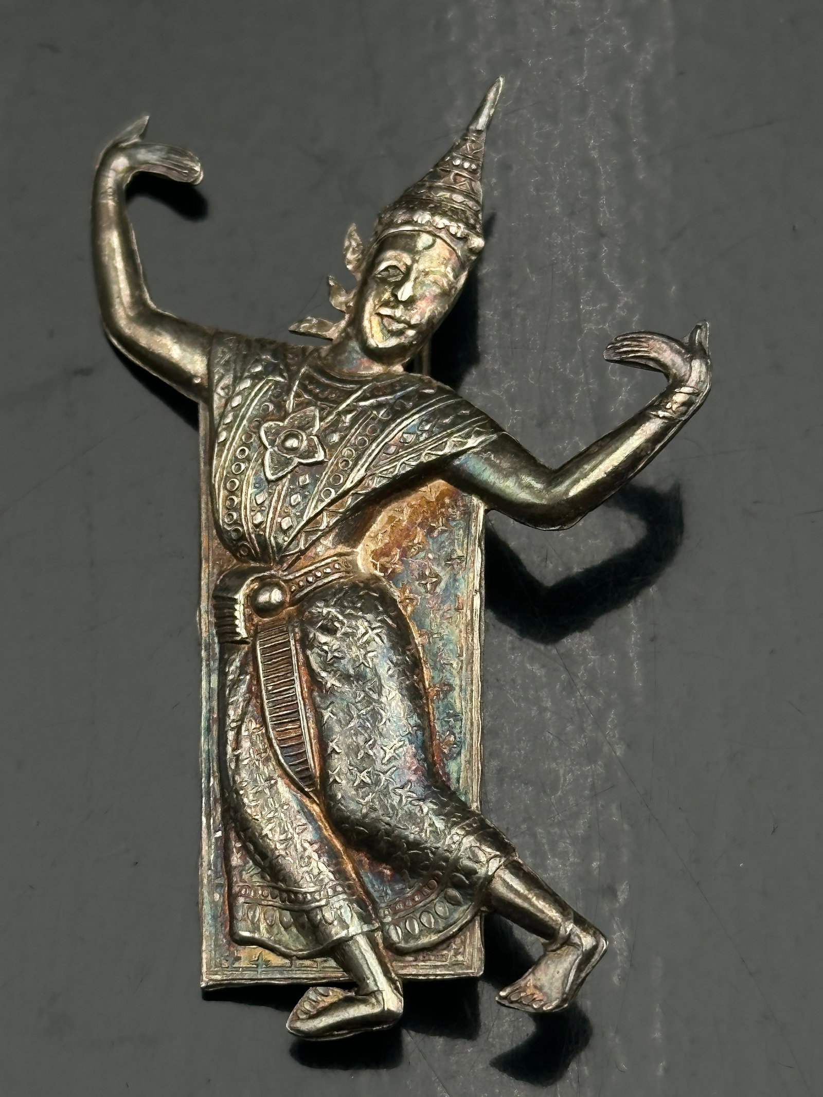 Vintage Siam Sterling Silver Thai Dancer Brooch 11g: Vintage Siam sterling silver brooch depicting a traditional Thai dancer in elaborate costume and headdress. Features detailed relief work and classic mid-century Siam export craftsmanship. Marked Ster