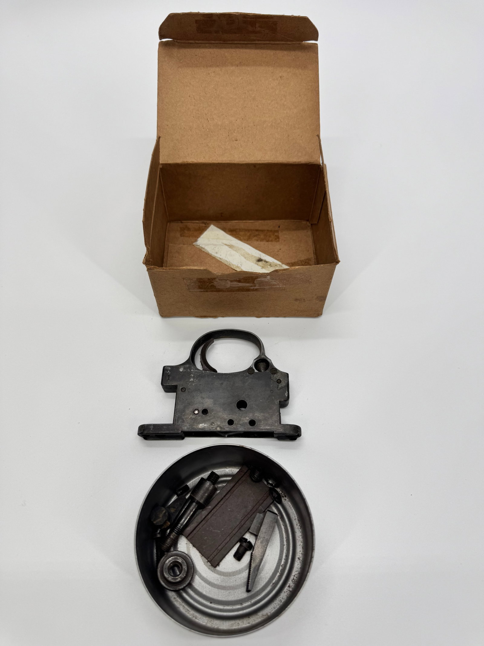 Vintage Crosman Air Rifle Parts Lot w/ Trigger Housing & Hardware (1 of 7)