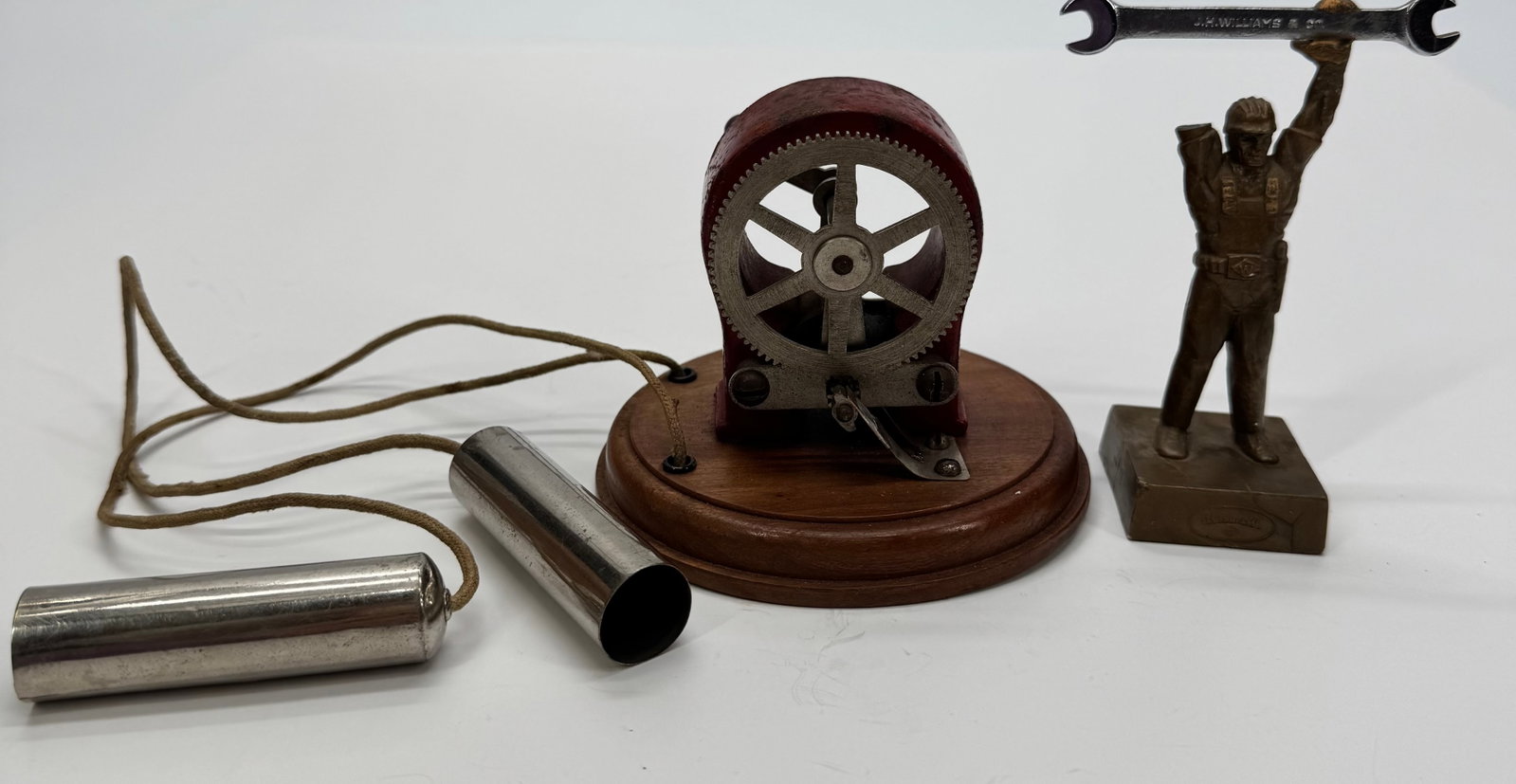 Antique F.S.I.A. Hand Crank Magneto Generator Demonstration Apparatus (1 of 10)