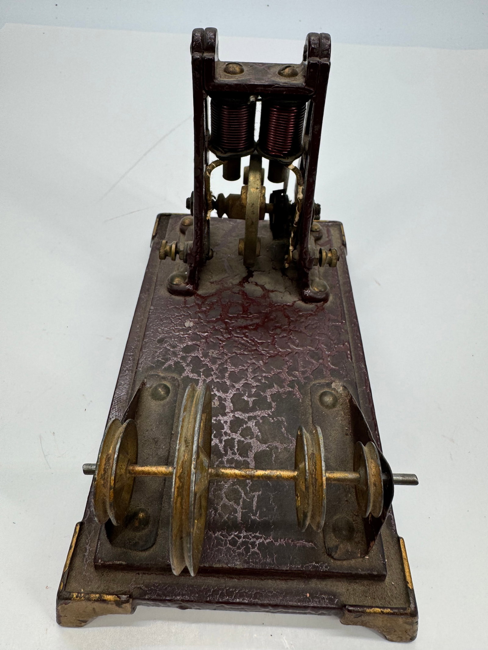 Antique Style Y-1 Electric Motor Demonstrator Pat. 1908: Antique Style Y-1 electromagnetic demonstration motor mounted on its original decorative cast-iron base with separate line-shaft and pulley assembly. Marked “STYLE Y-1” and patented March 24, 