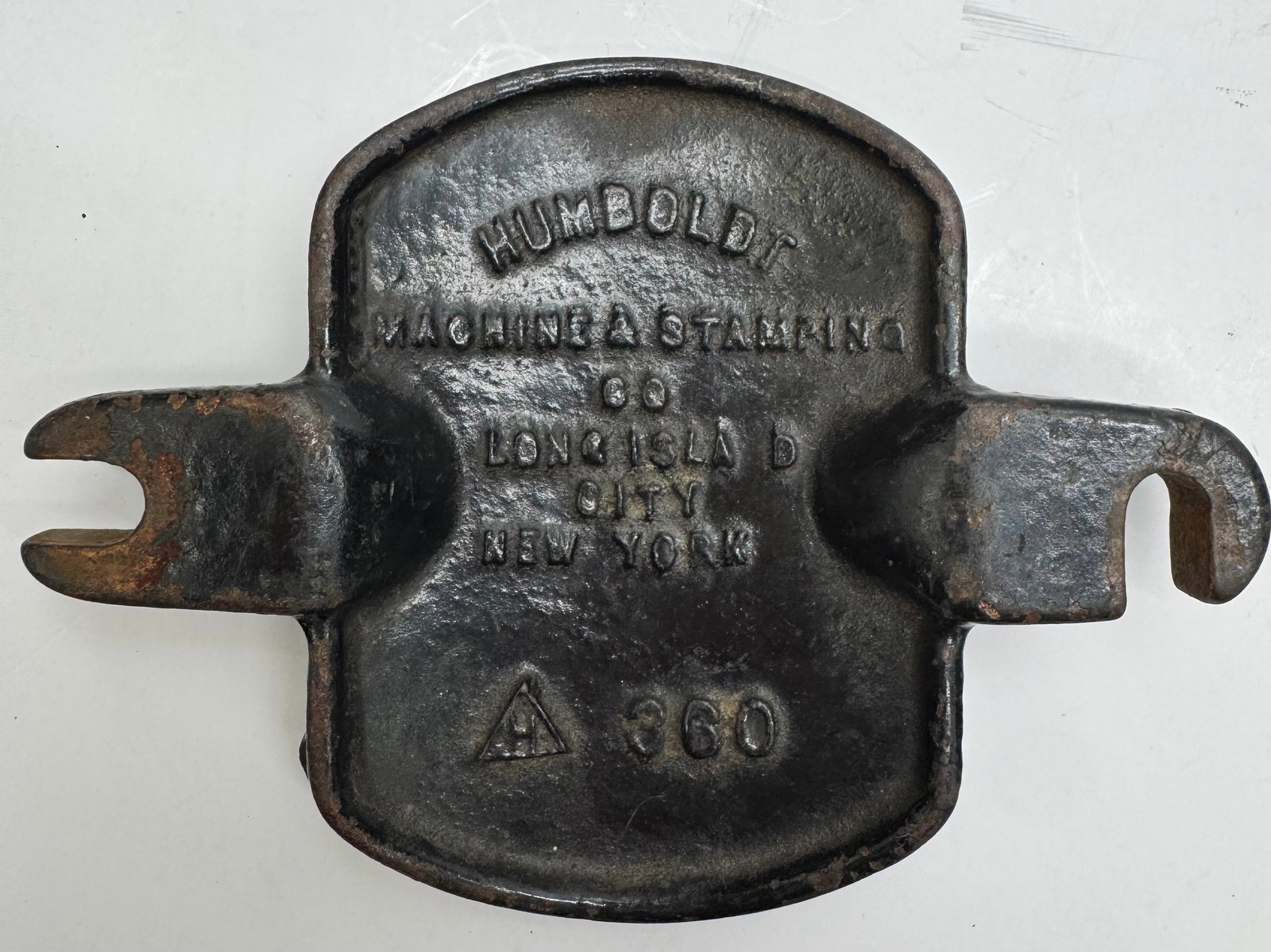 Antique Humboldt Machine & Stamping Co. Cast Iron Industrial Tool (1 of 6)