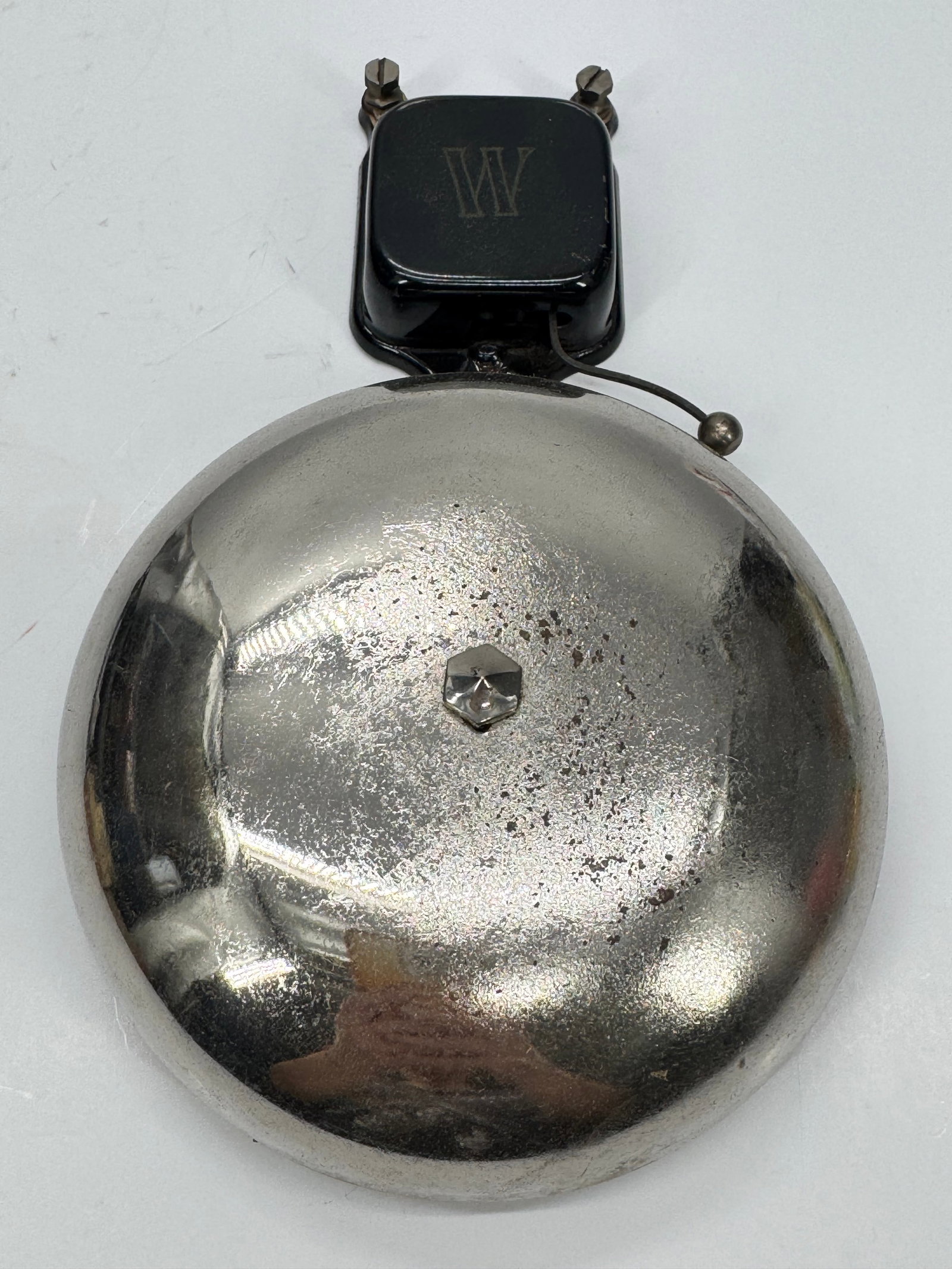 Vintage Westinghouse Electric School Factory Bell: Vintage Westinghouse electric wall-mounted bell featuring a nickel-plated steel gong and original black electromagnet housing with the “W” logo. Designed for use as a school, factory, or indus