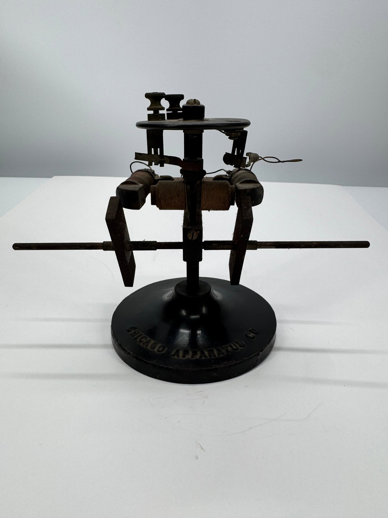 Antique Chicoo Apparatus Co. Electromagnetic Demonstration Device (1 of 11)