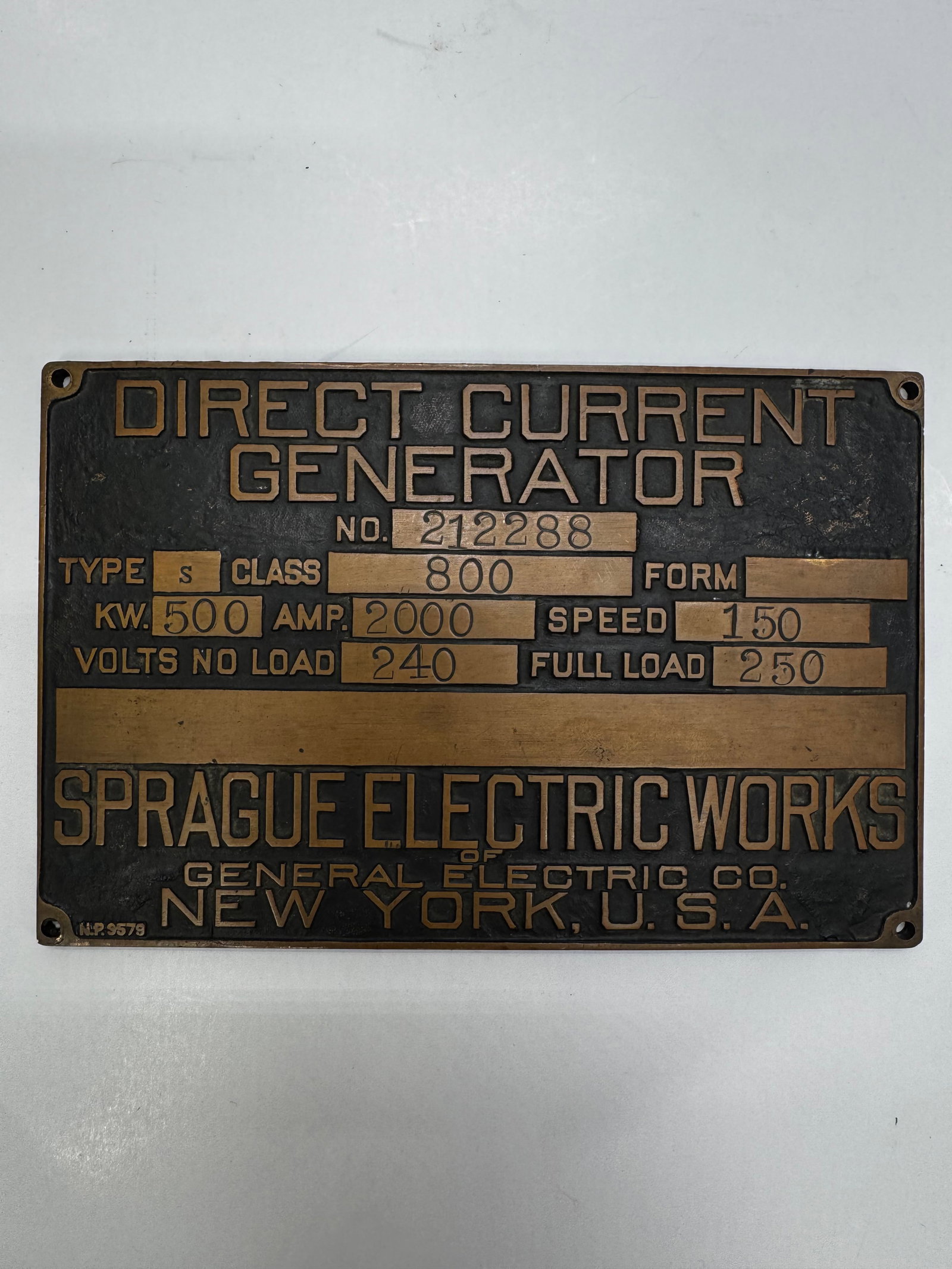 Antique Sprague Electric Works GE 500 KW DC Generator Bronze Nameplate: Authentic antique bronze identification nameplate from a 500 KW Direct Current Generator manufactured by Sprague Electric Works, General Electric Company. The plate lists key operating specifications 