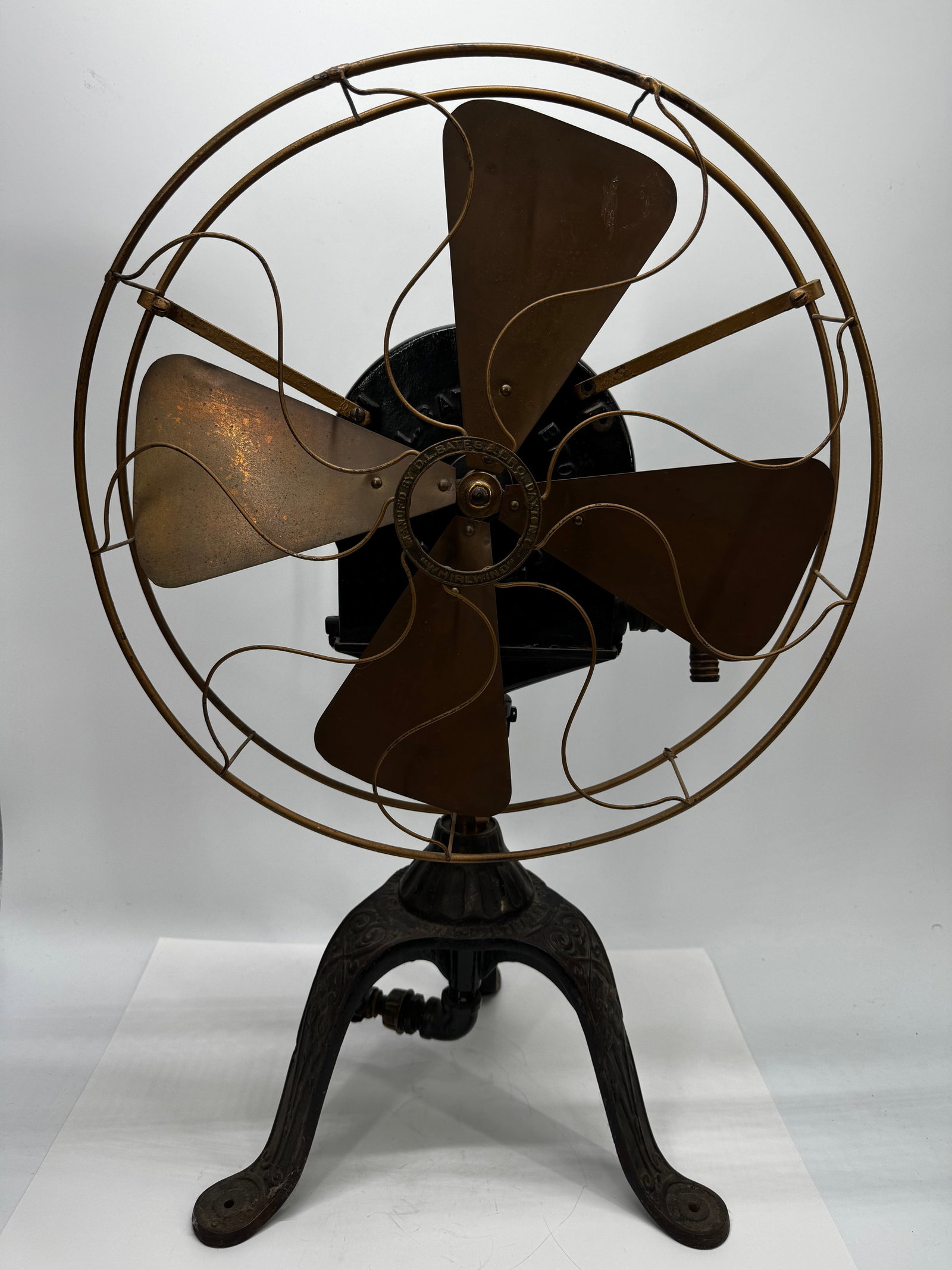 Antique D.L. Bates & Bro. “Whirlwind” Water Powered Fan Dayton Ohio c.1905–1915: Rare D.L. Bates & Bro. “Whirlwind” water powered fan, manufactured in Dayton, Ohio, circa 1905–1915. Powered by water pressure rather than electricity, this scarce fan features a heavy cast 