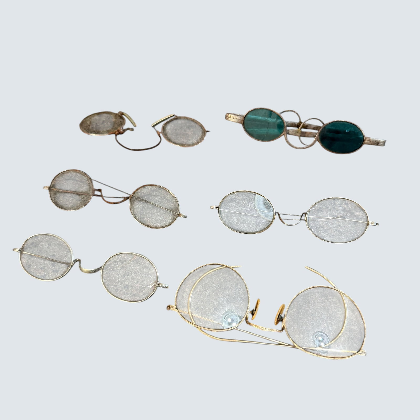 6 Antique Pair Reading Eyeglasses Metal Sun Glasses 1700s 1800s 12k GF 22.57g (1 of 11)
