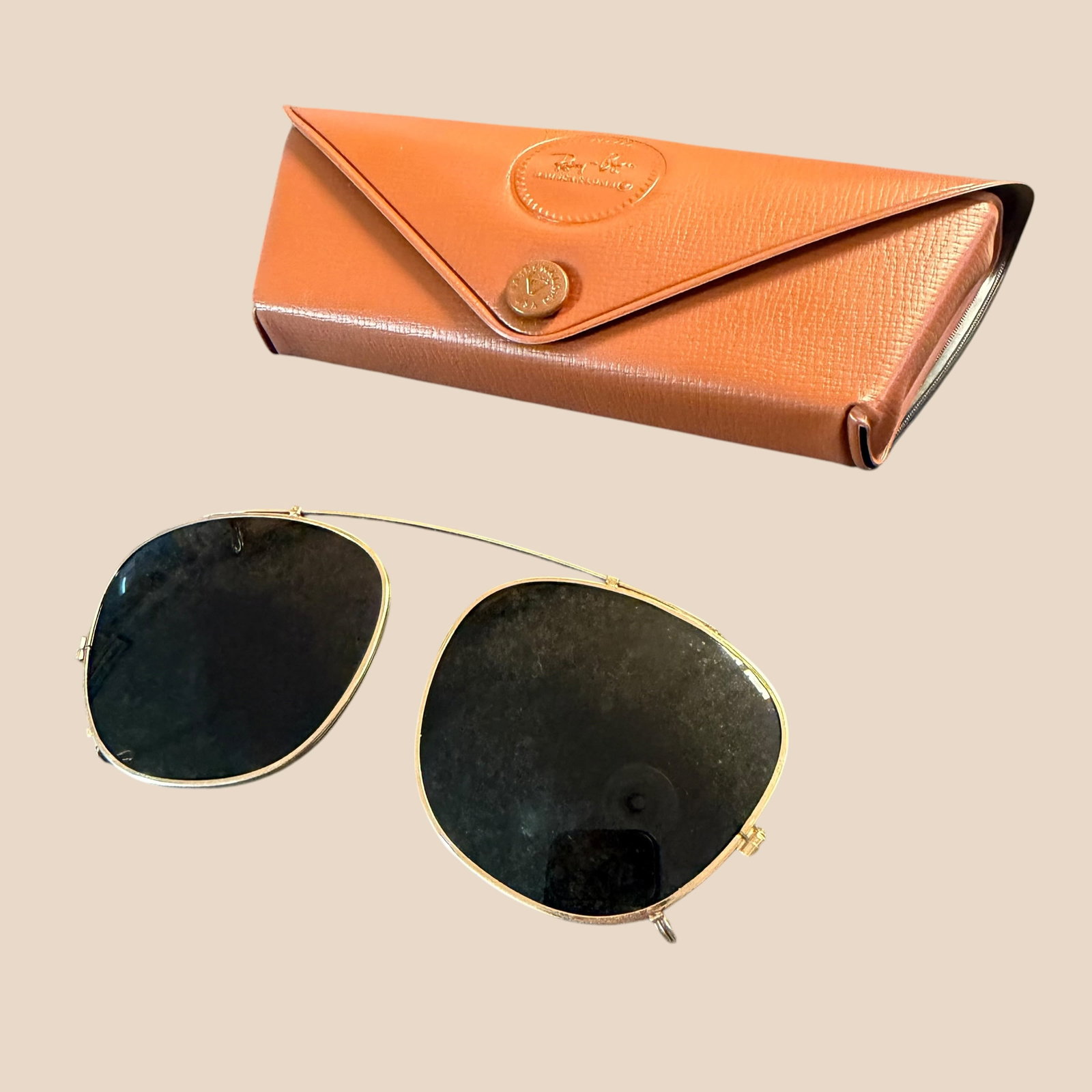 1960s 1970s Bausch Lomb Ray Ban Clip On Sun Glasses w/ Case Vtg (1 of 10)
