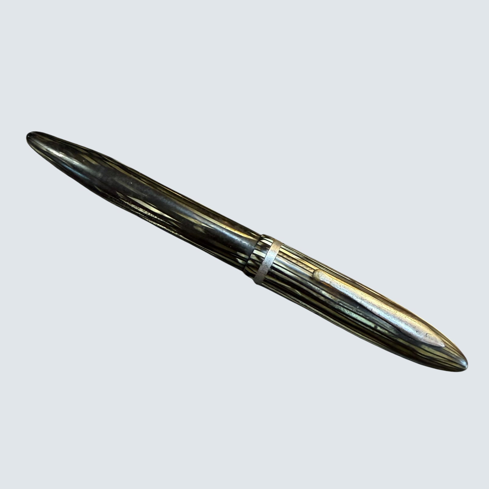 Shaeffer Feather Touch Silver Gray Stripe Lever Fill Fountain Pen (1 of 11)