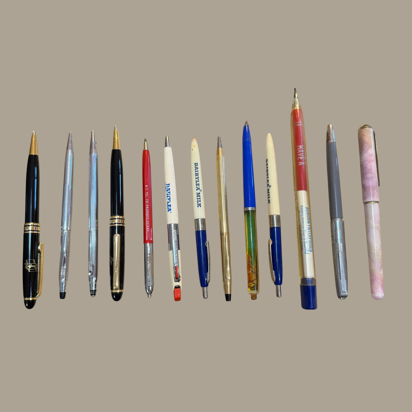 13 Ball Point Pen Collection - Dairylea NY Telephone Oceanic Stouffers Auburn Advertising & More: Description: 13 ball point pens. Different advertising on some and some are plain. Varying conditions. Some may be missing parts or for repair. Sold untested. / Material: Metal and plastic bodies. / S