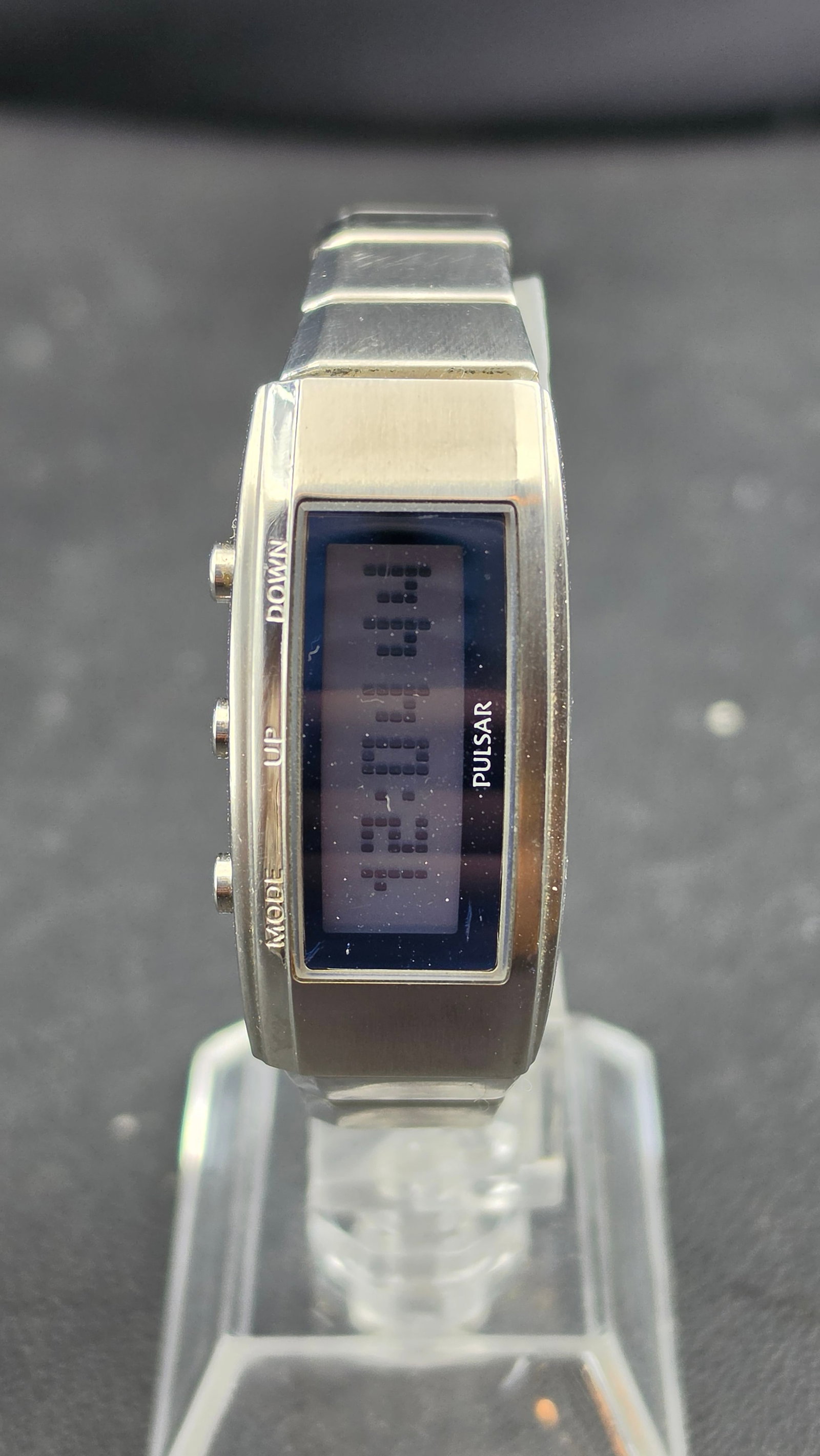 Pulsar W540-X002 Stainless Steel Dot Matrix LCD Digital Watch New Battery (1 of 9)
