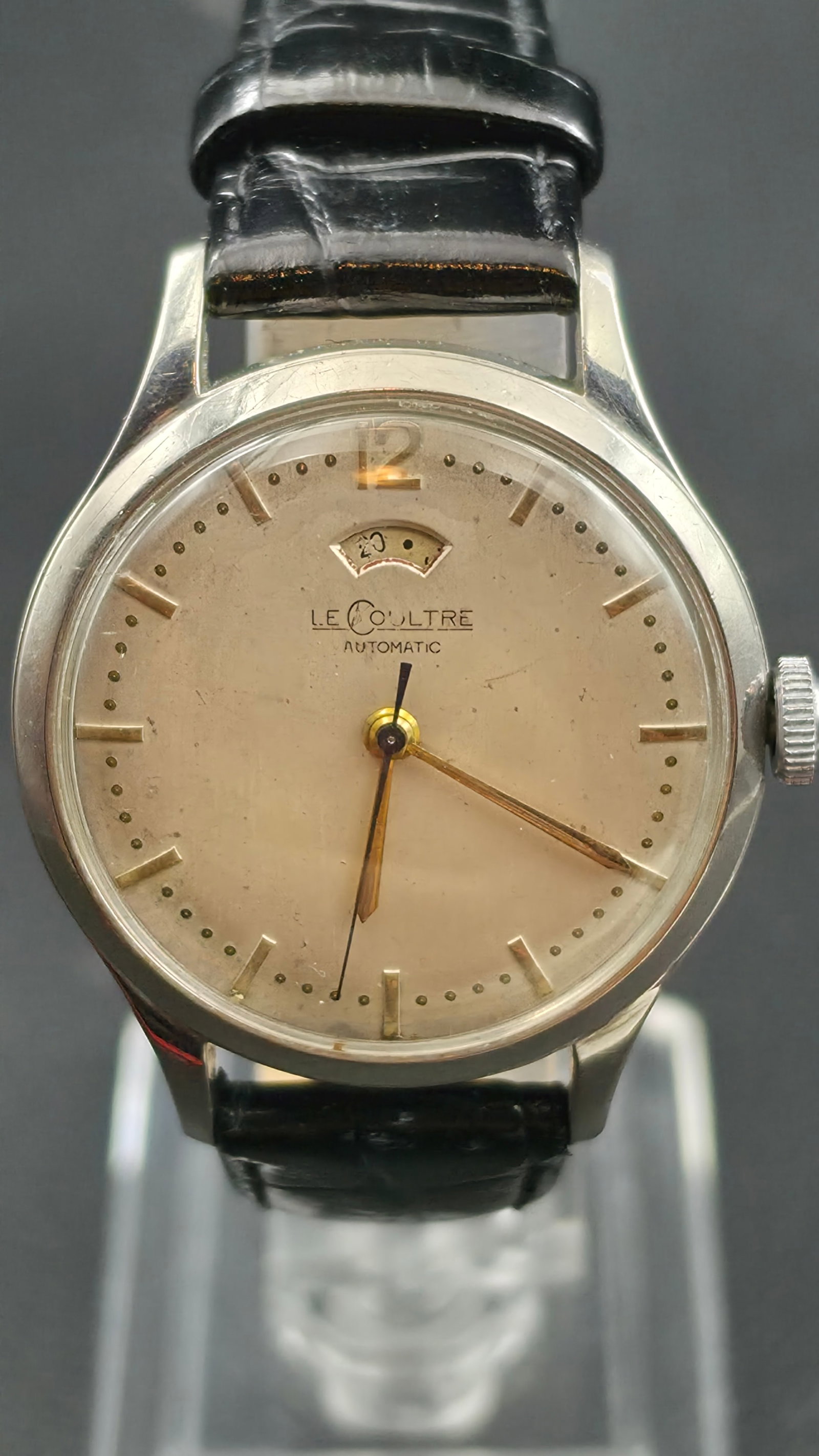 Jaeger-LeCoultre Powermatic, Caliber 481, Power Reserve Indicator, Stainless Steel, Circa 1950s: Jaeger-LeCoultre Powermatic wristwatch, caliber 481 bumper automatic — the first JLC movement with a power reserve indicator, introduced 1948. Movement signed "17 Jewels Unadjusted LeCoultre Co Swis