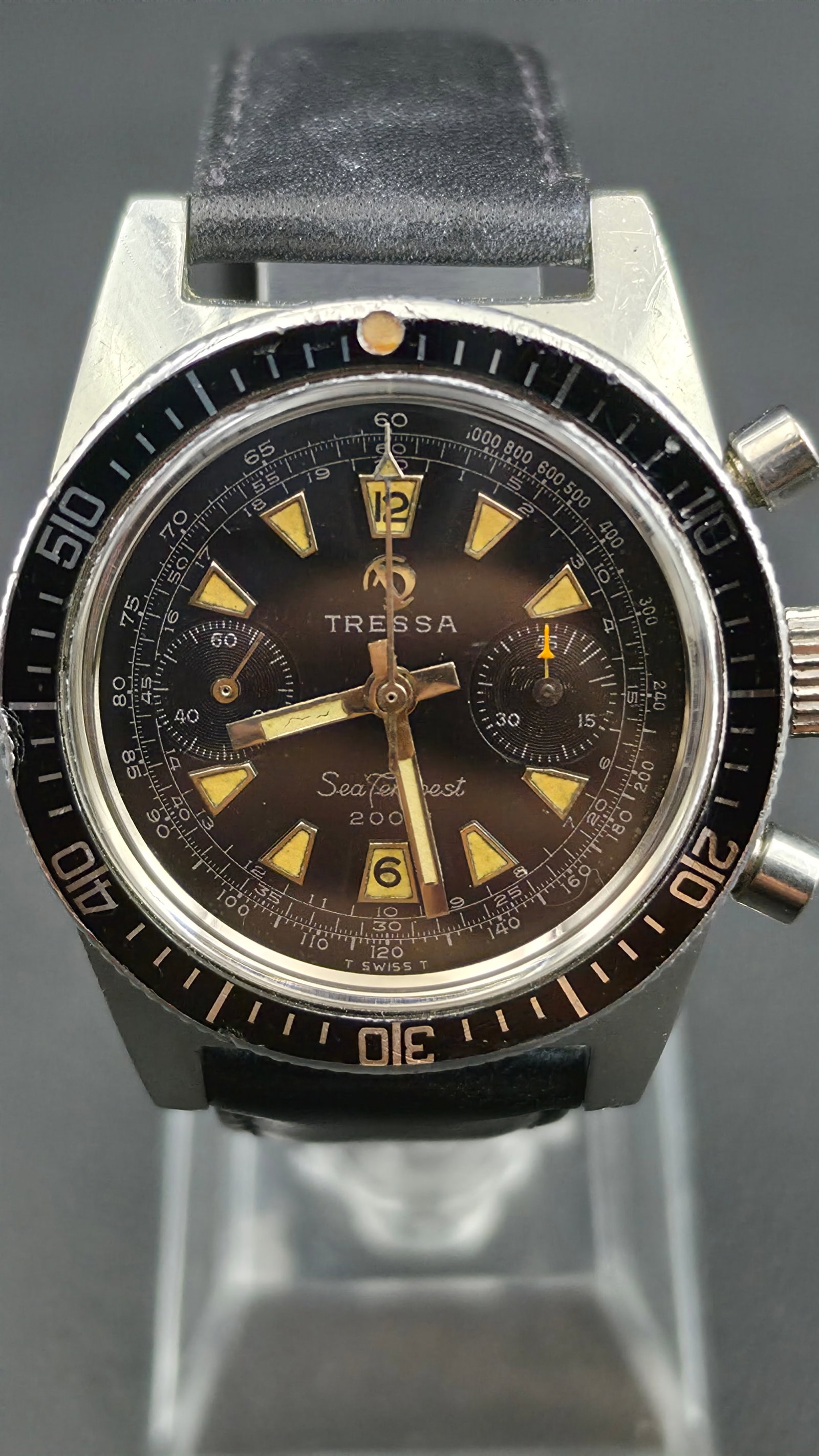 Tressa Sea Tempest 200M Diver Chronograph Stainless Steel 1960s: This is a Tressa "Sea Tempest 200M" dive chronograph, a Swiss dive chronograph built to true 20 ATM (200 meter) water resistance specifications. The movement is a Landeron caliber 248, 17 jewels, sign