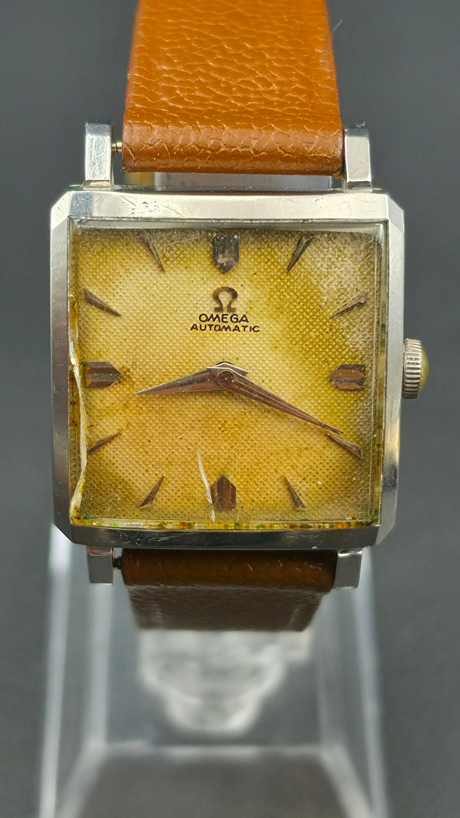 Omega Automatic Square Case Caliber 471 Stainless Steel 20 Jewels 1950s: Flagging this prominently: this is an Omega Automatic square-cased model, reference 3971-5 SC, and per specialist Omega dealers, the majority of this model were produced in 18K solid gold or gold-plat